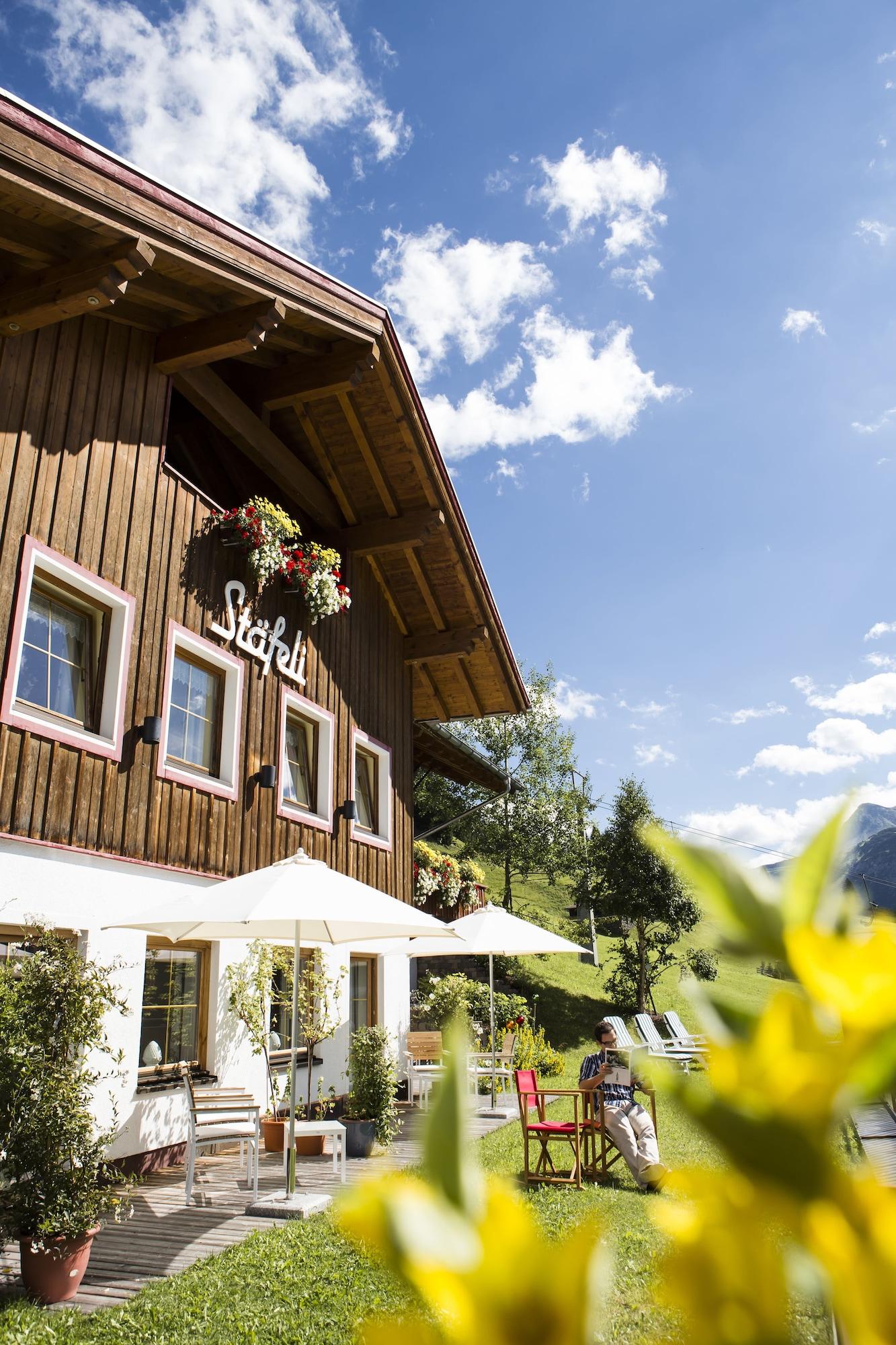 Vista Exterior Hotel Stäfeli