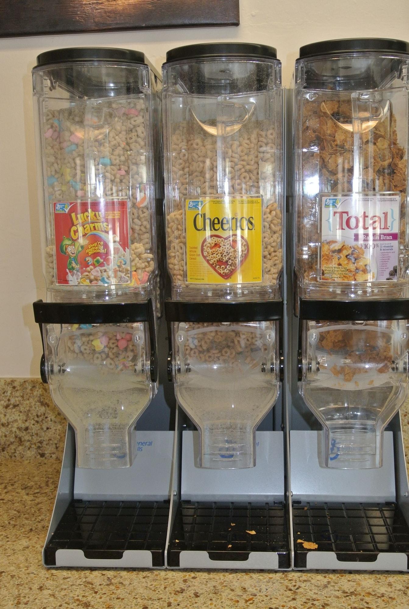 Restaurant Vino Inn & Suites
