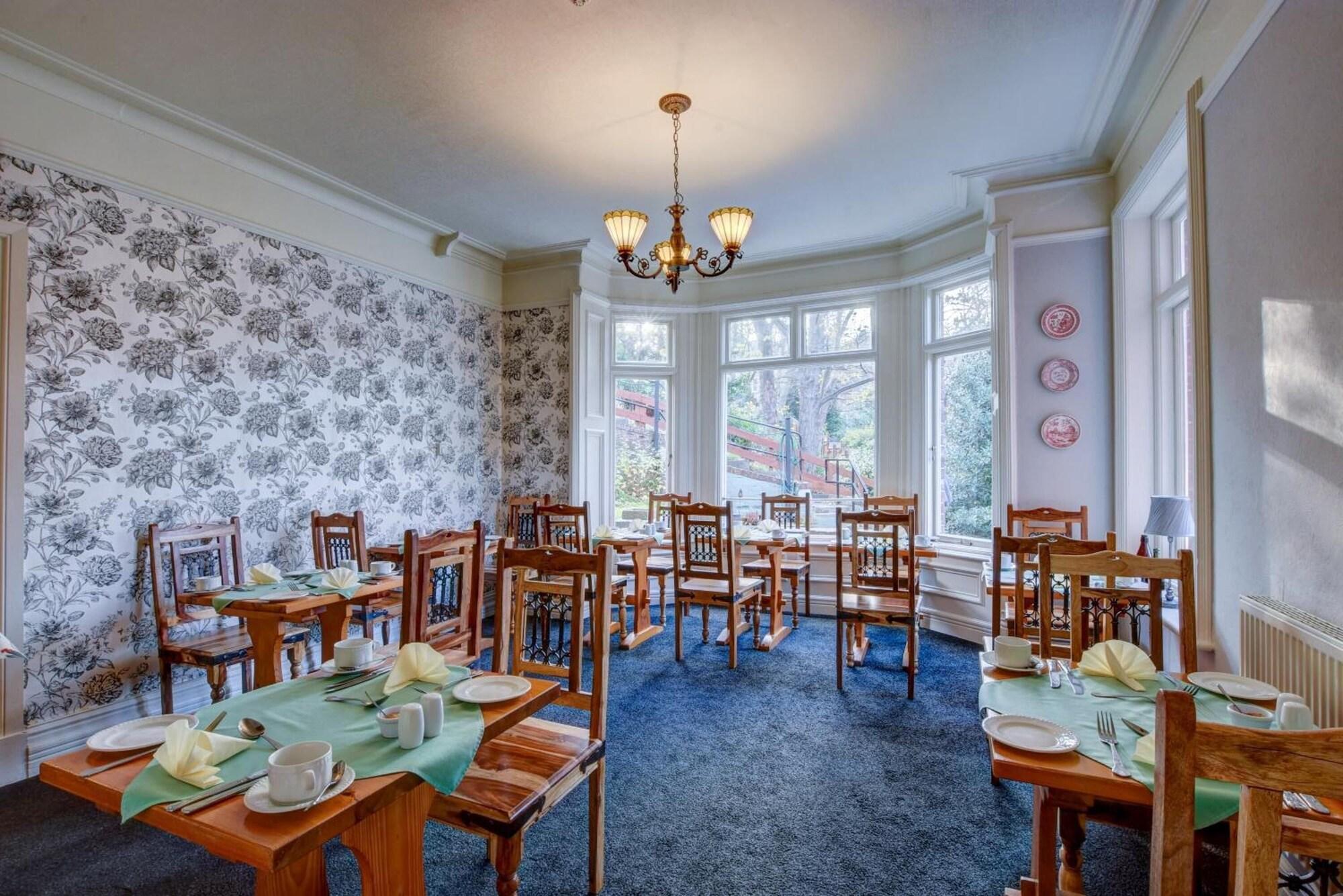 Restaurant The Grove