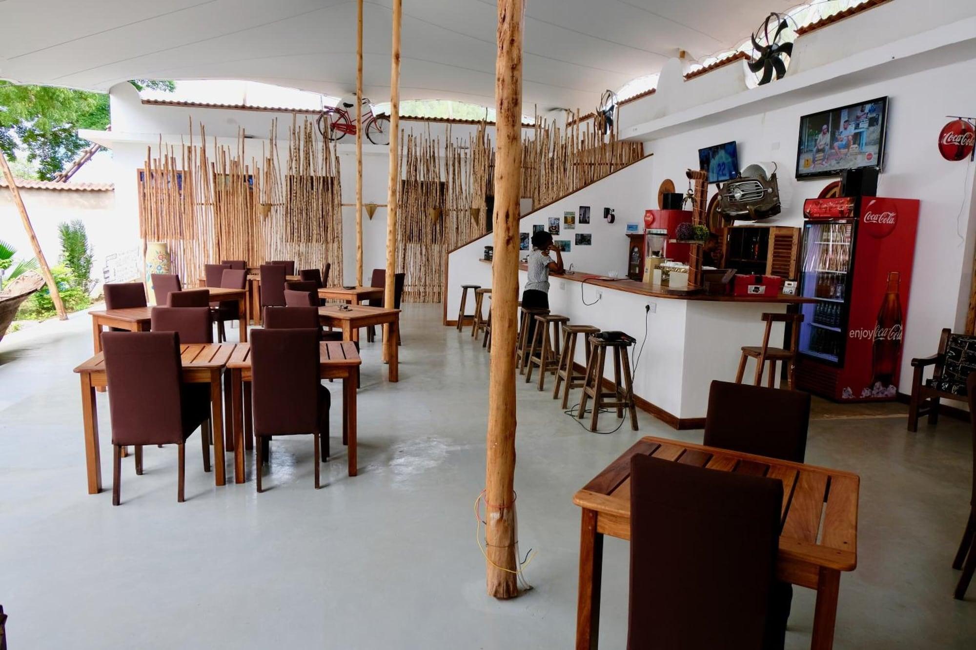 Restaurant 27 Cafe Zanzibar Airport Hotel