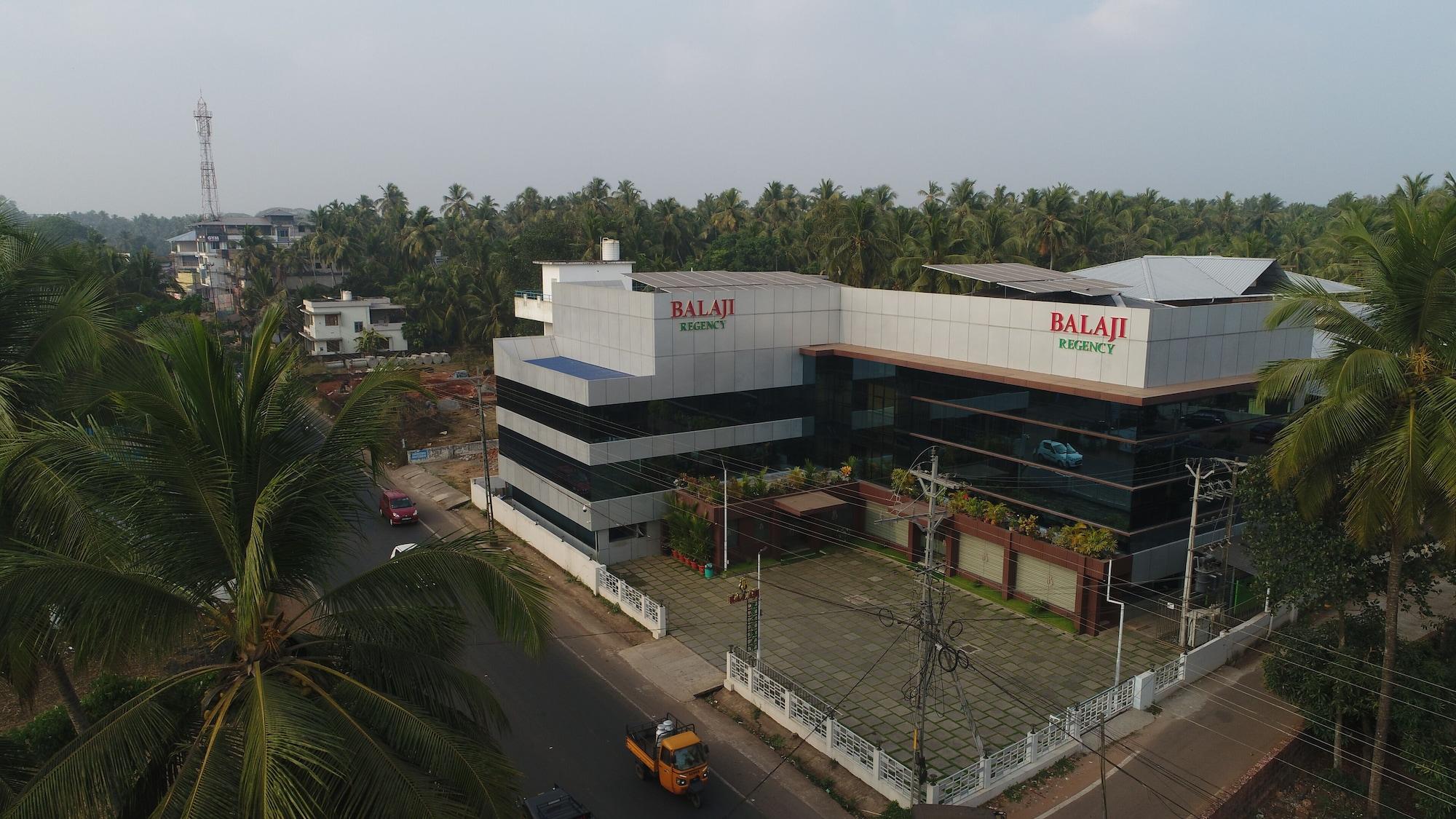 Vista Exterior Balaji Regency Kanhangad