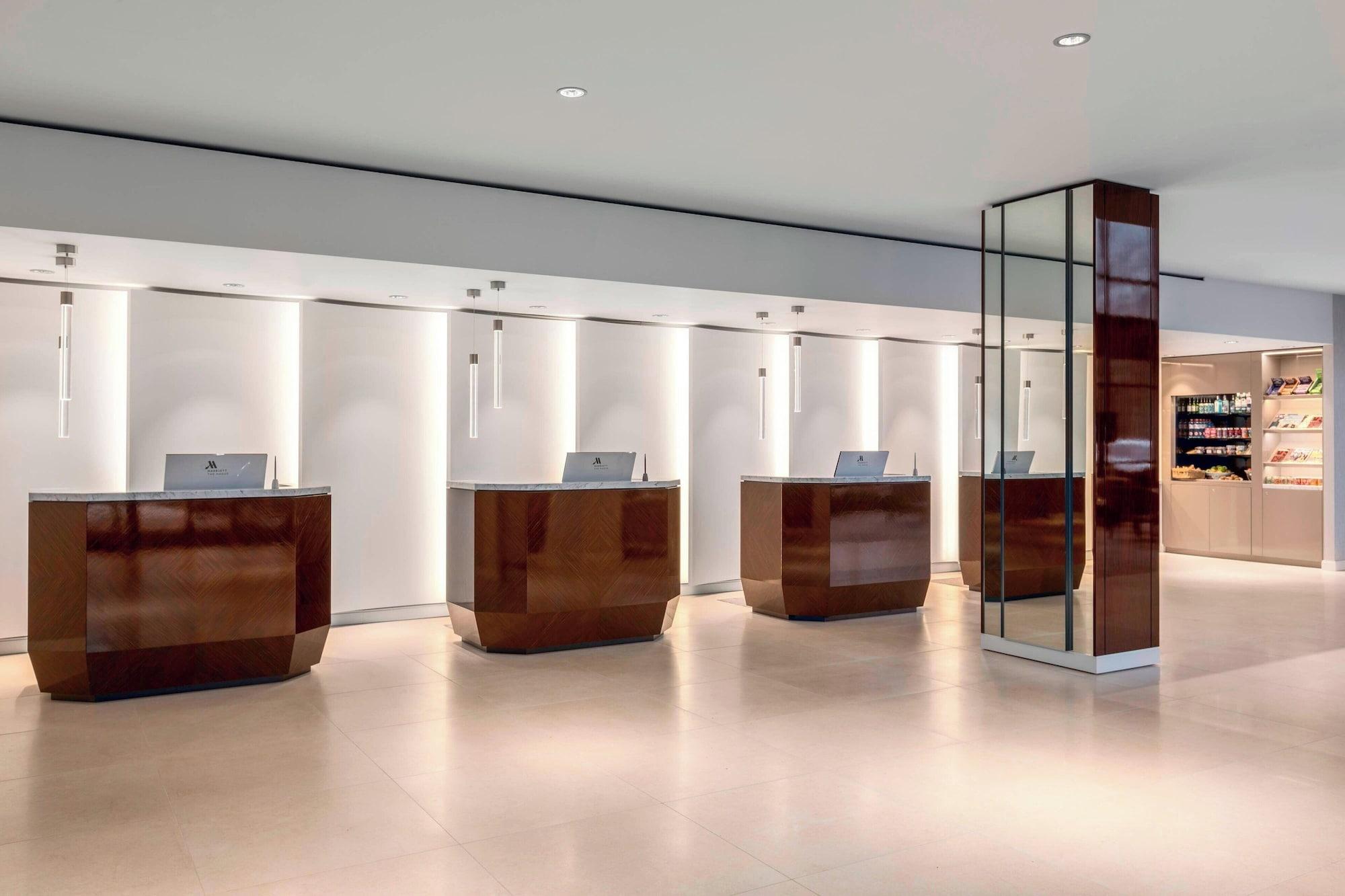 Vista Lobby The Hague Marriott Hotel