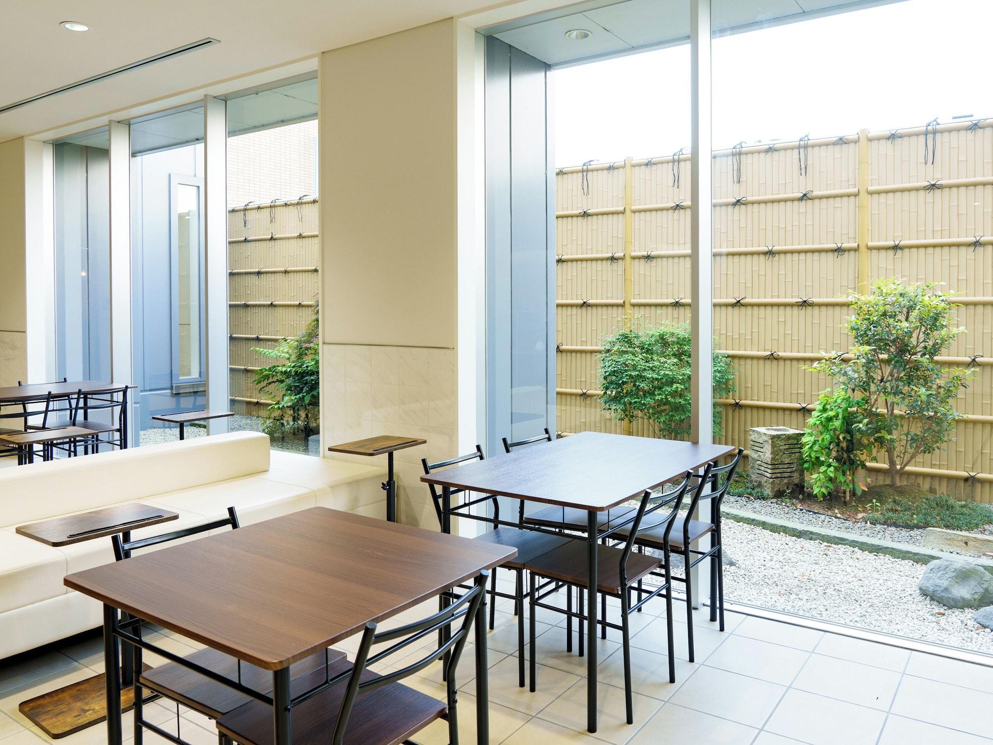 Vista Lobby CHISUN BUDGET Kanazawa Ekimae