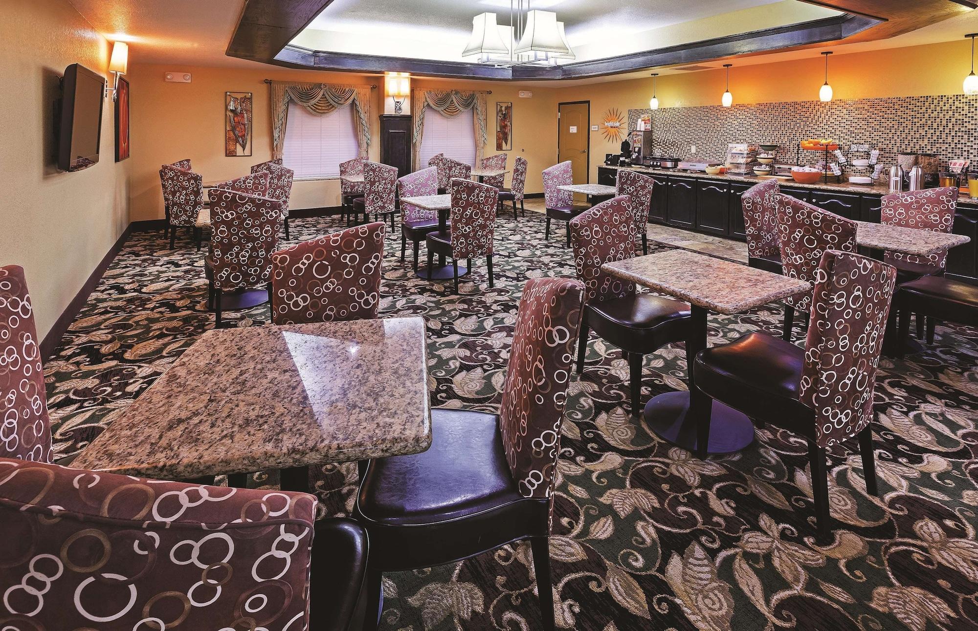 Restaurant La Quinta Inn & Suites by Wyndham Searcy
