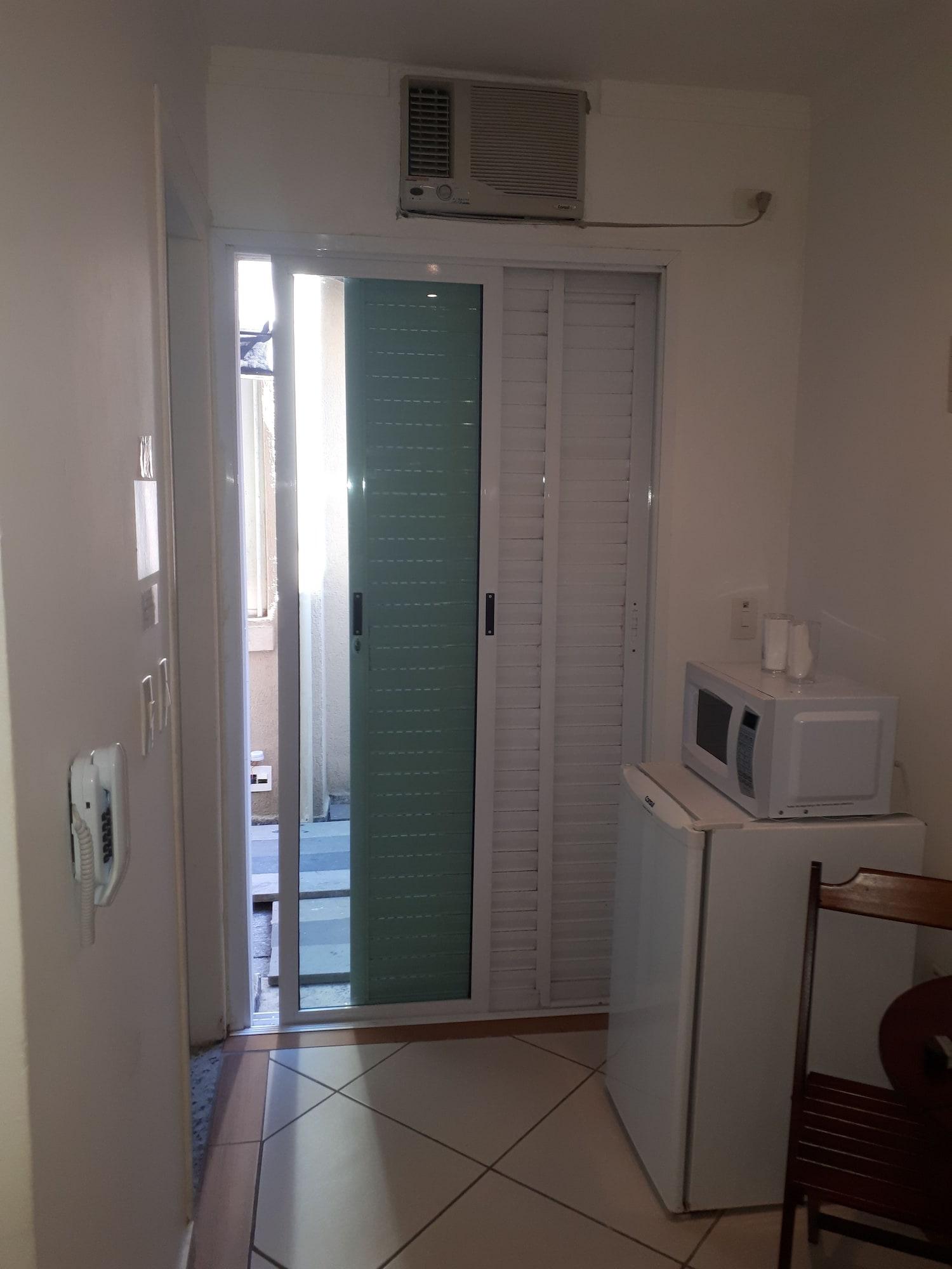 Set de Habitación Pippo suítes - 110m da praia