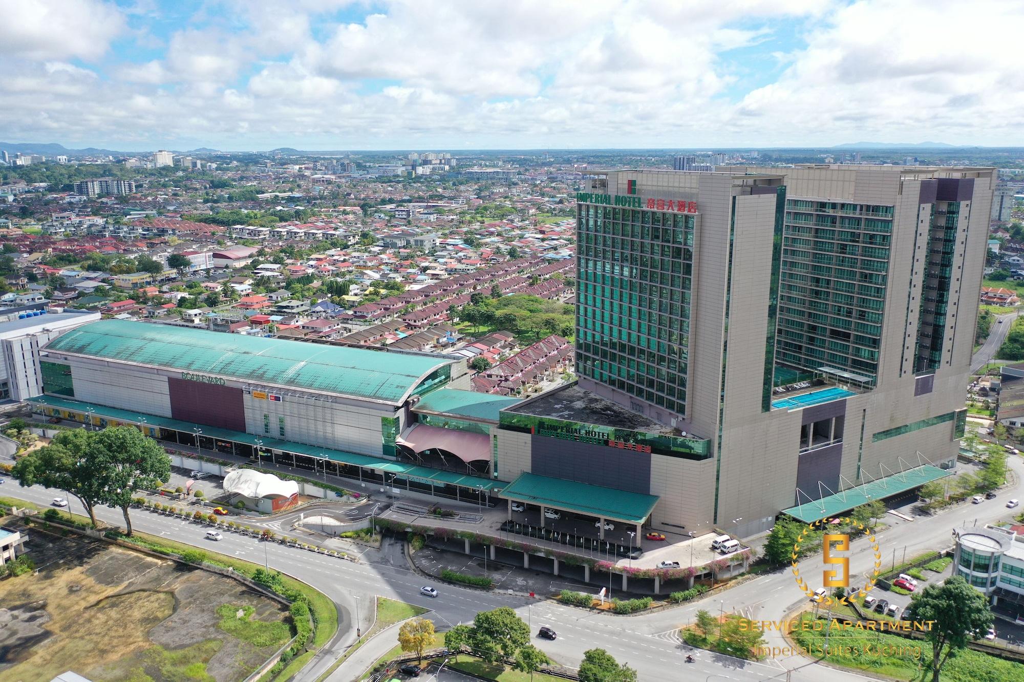 Vista Exterior Imperial Suites Serviced Apartment