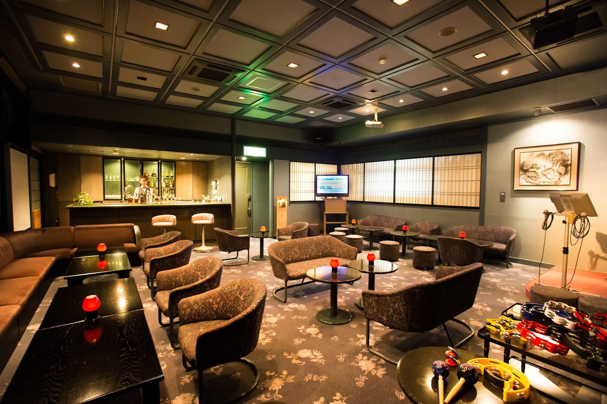 Bar/Salón Kinugawa Onsen Sanraku