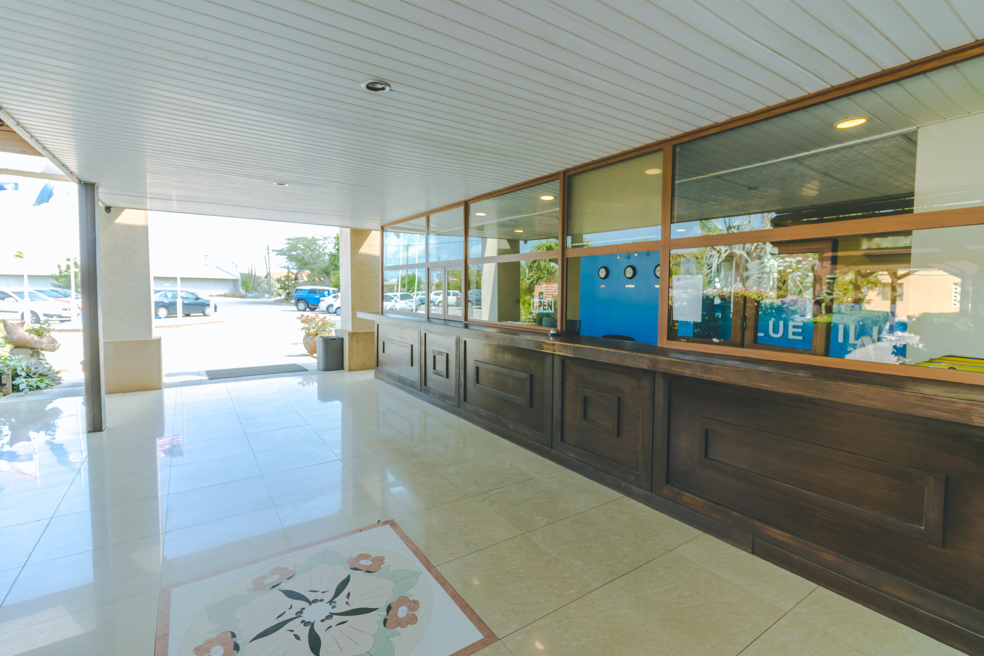 Vista Lobby Aruba Blue Village