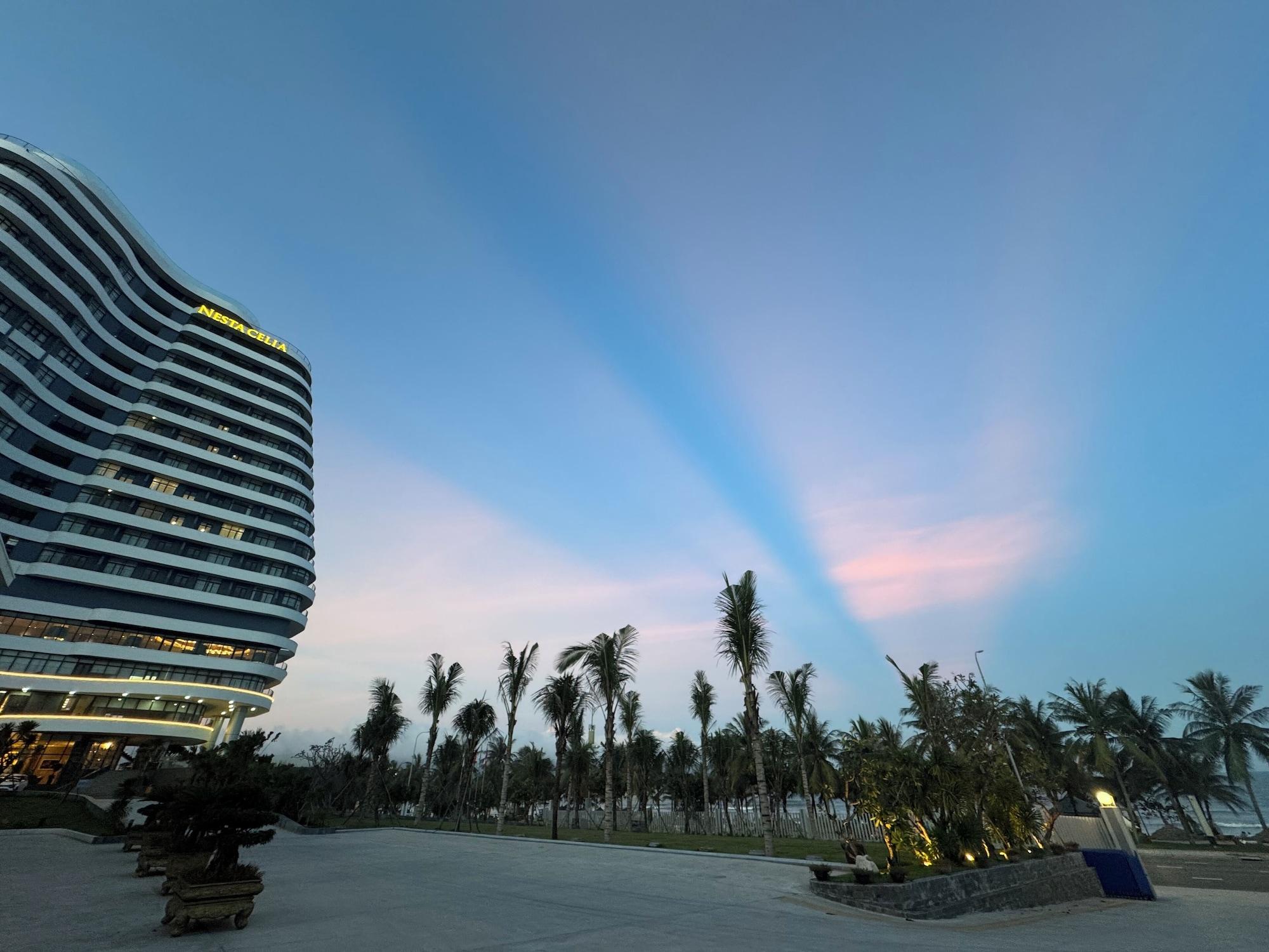 Varios My Khe Beach Hotel