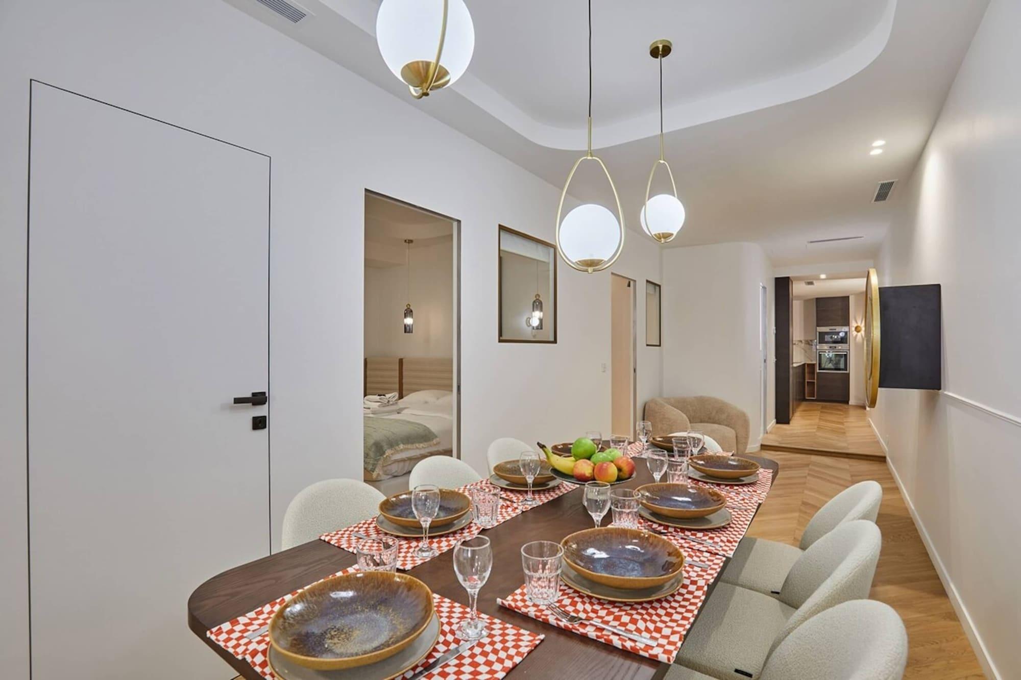 Restaurant Apartment Rue de Rennes/saint Germain des Pres