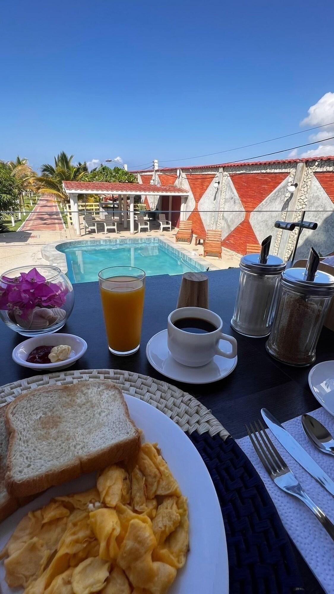 Restaurant La Mar Hotel Playas