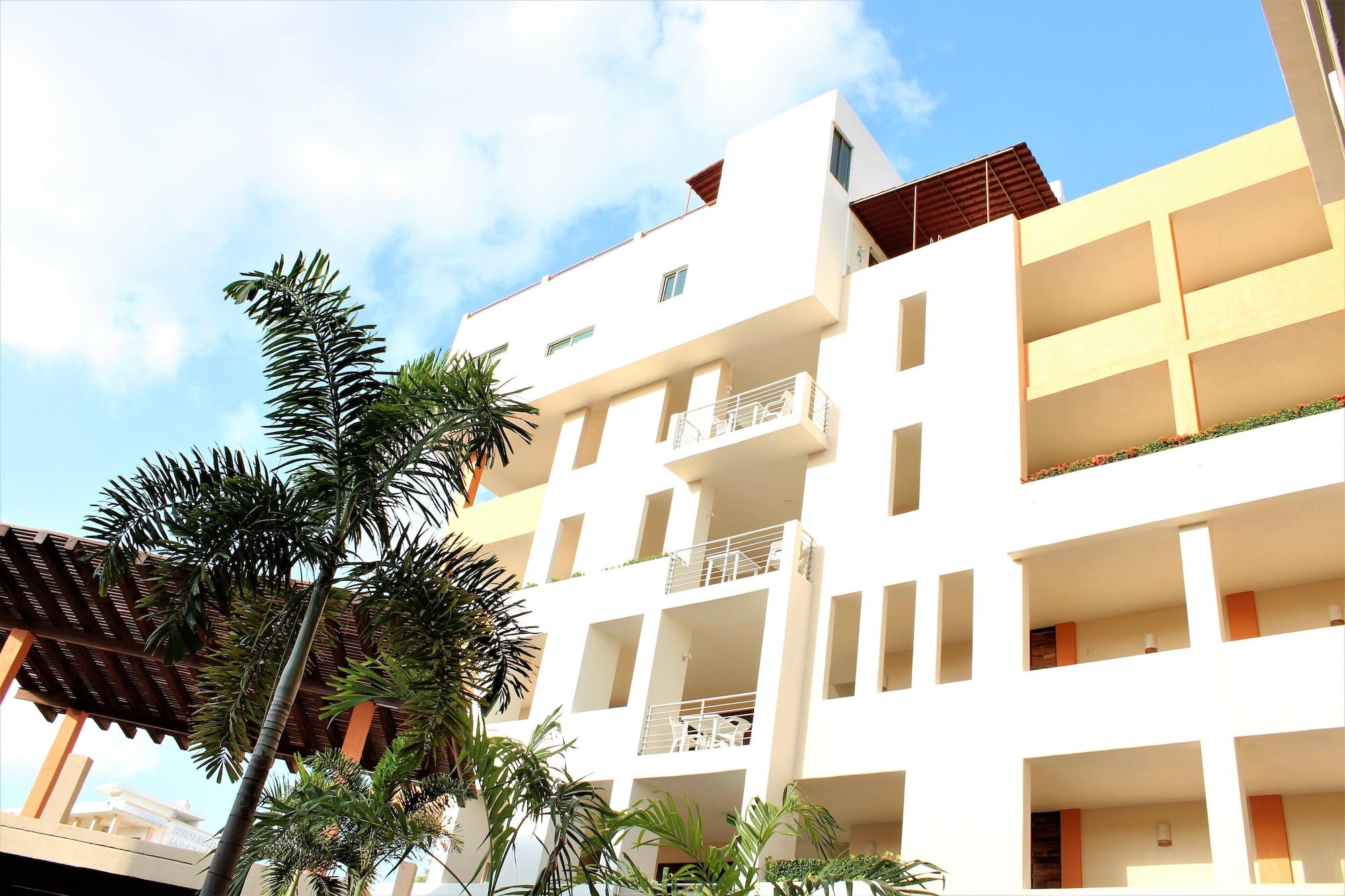 Vista Exterior AUROZA RESORT