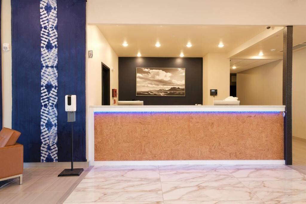 Vista Lobby Scenic View Inn & Suites Moab