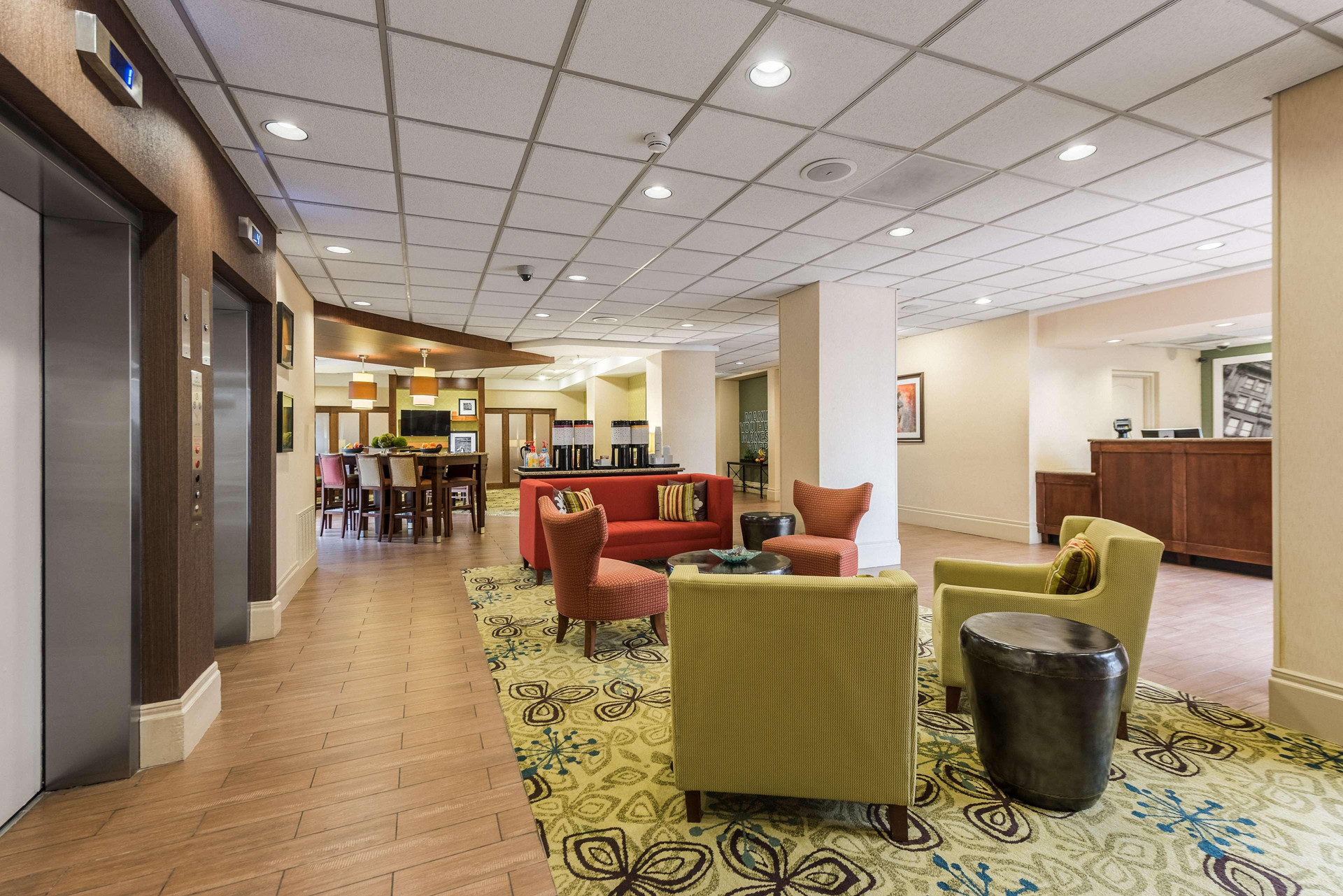 Vista Lobby Hampton Inn Meridian