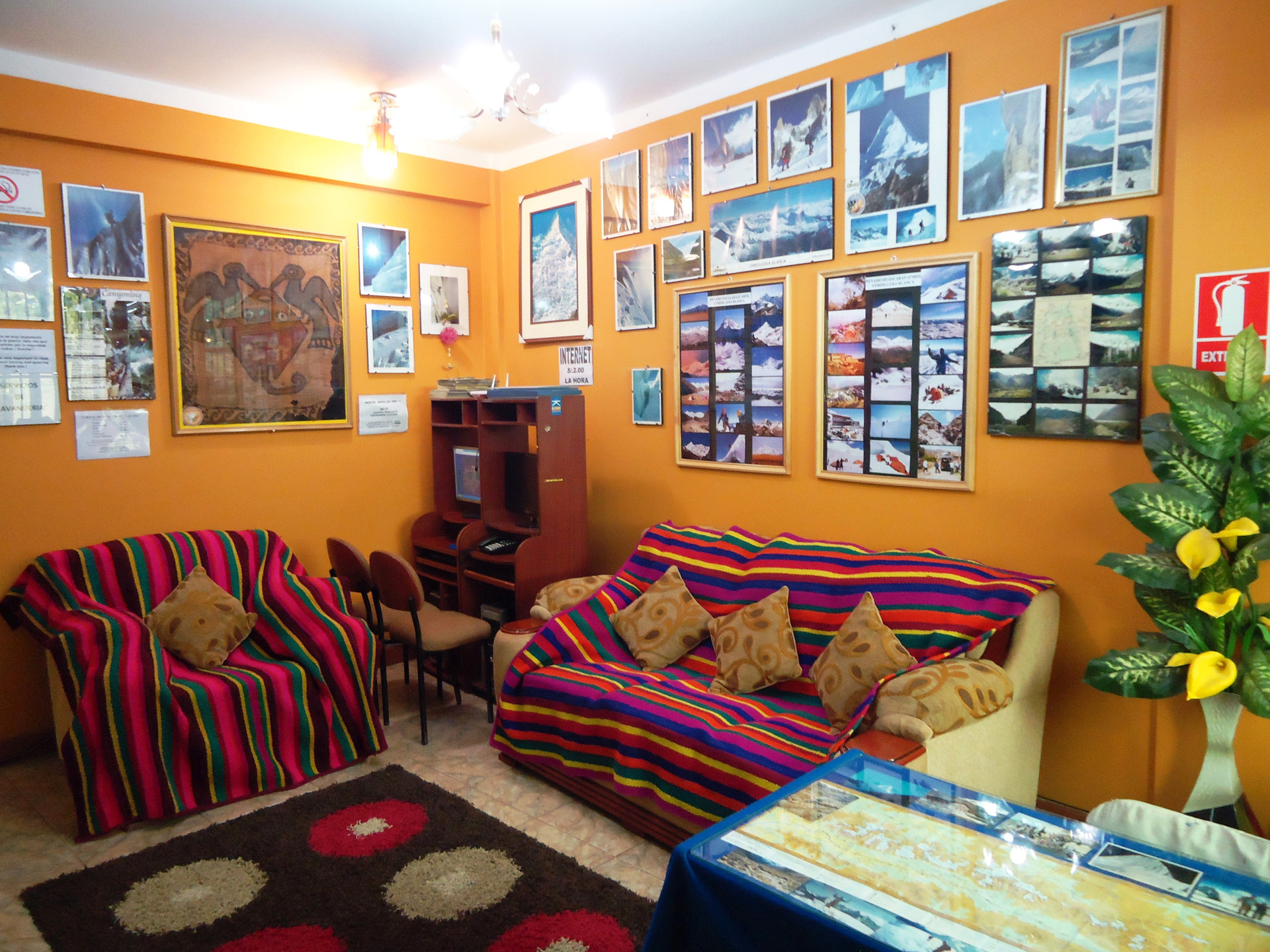 Vista Lobby Hostal Waullac Inn
