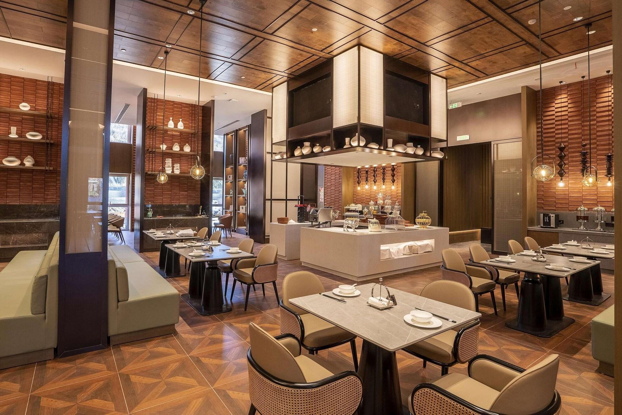 Restaurant Jeruyih Hentique Hotel