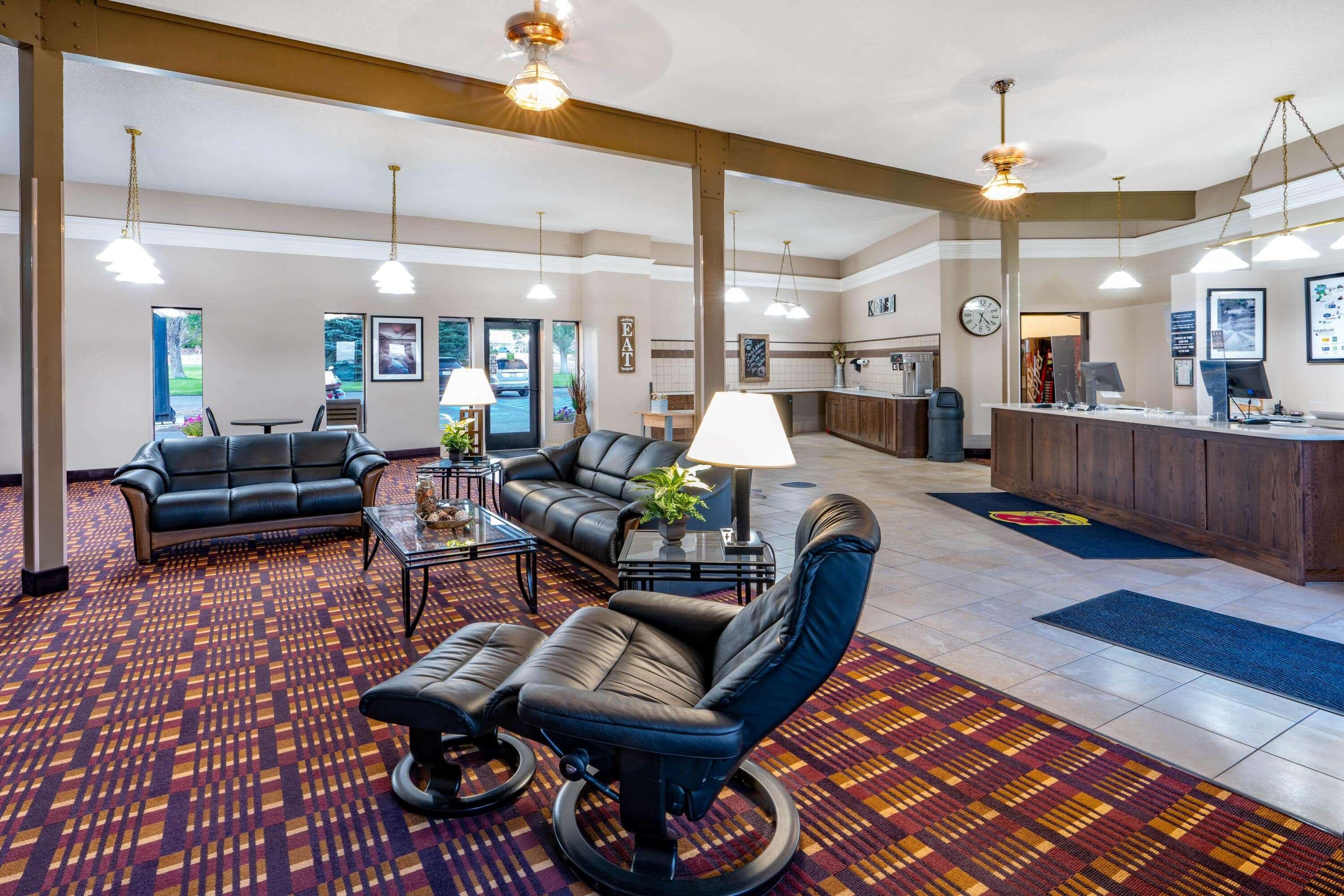 Vista Lobby Super 8 by Wyndham Casper West by the River