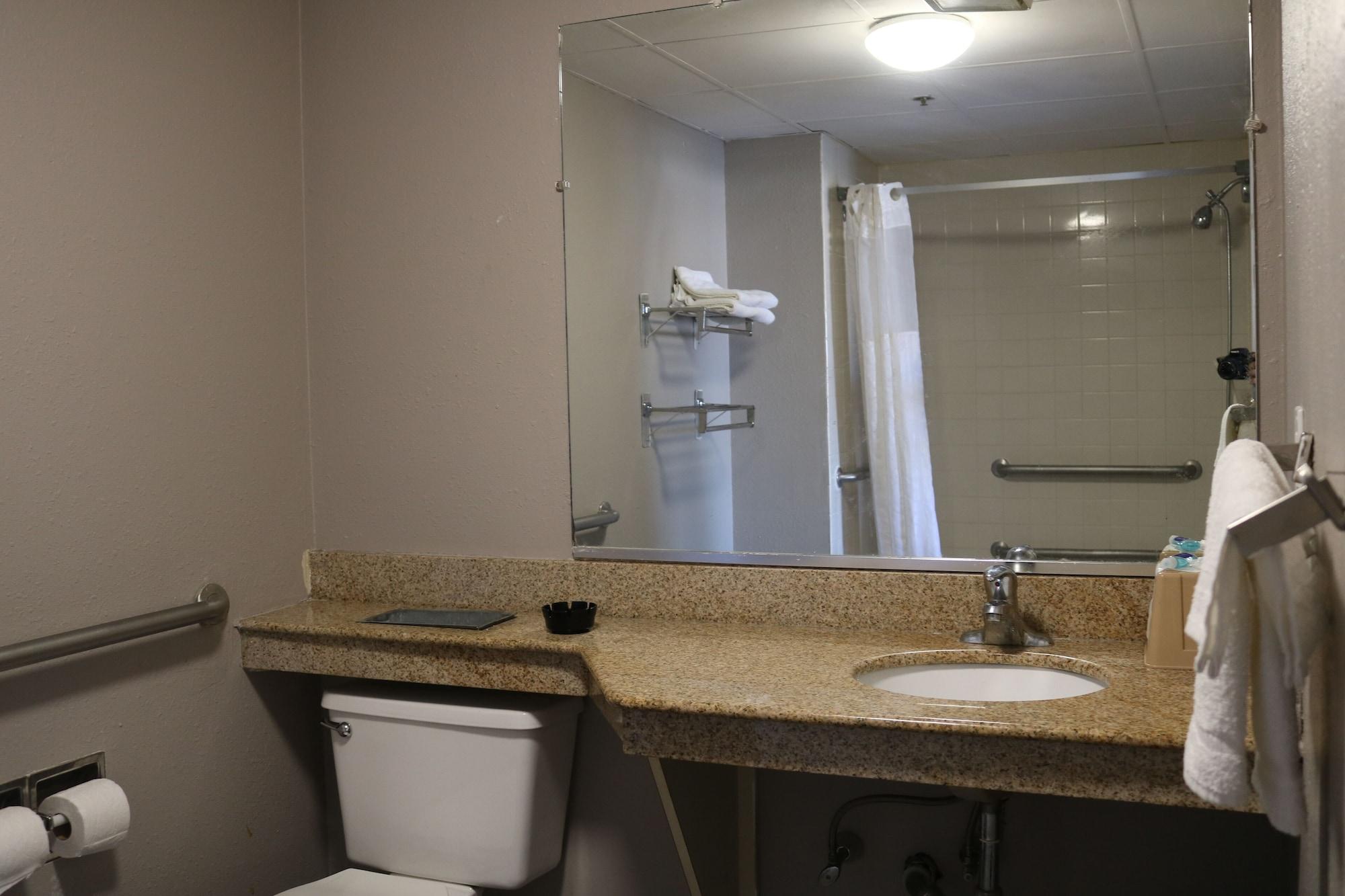 Equipamiento de Habitación Rodeway Inn Brooklawn