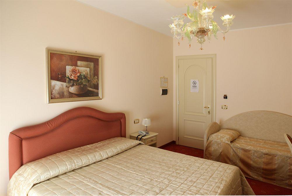 Habitación Hotel Nice