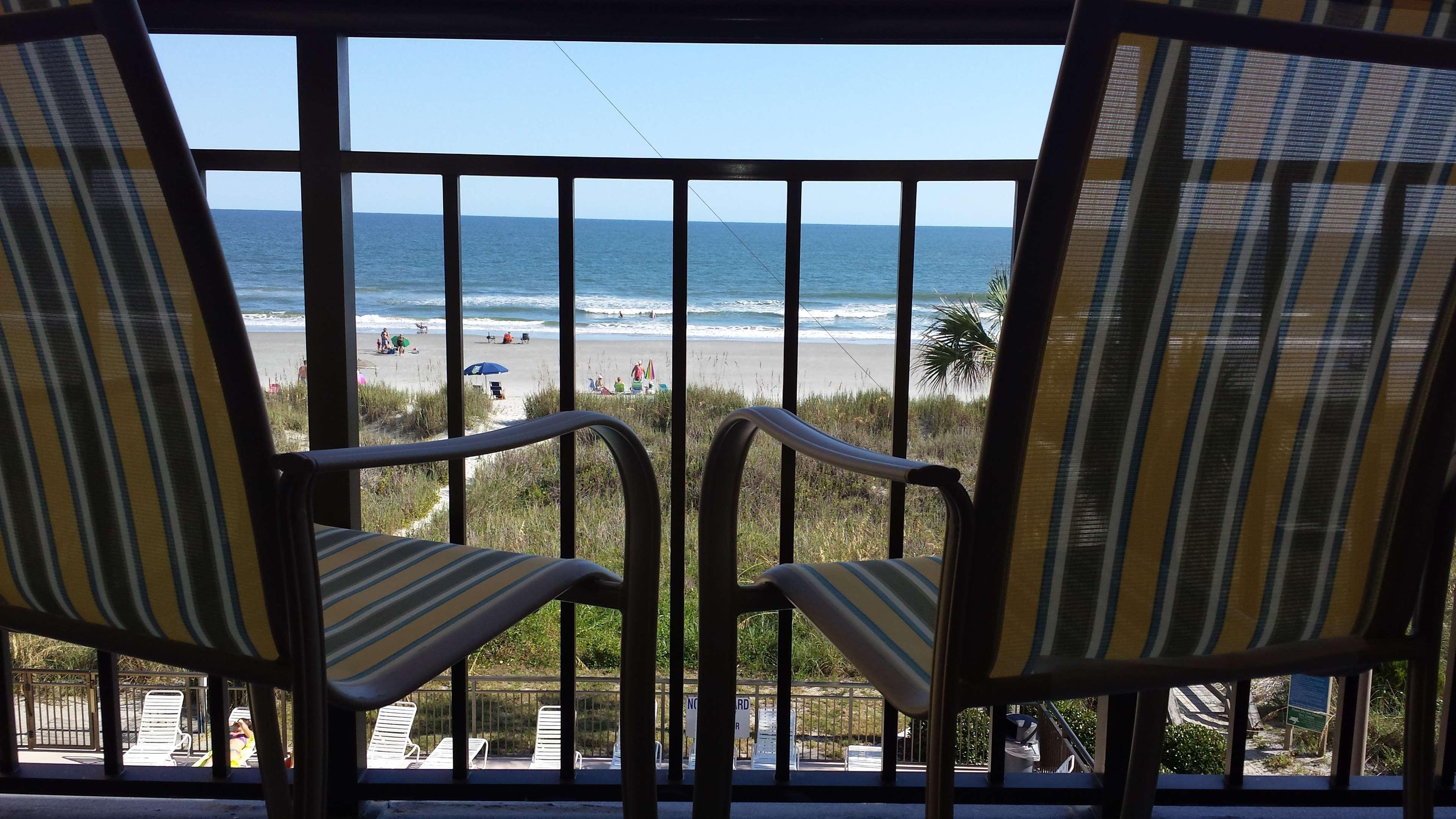 Vista Exterior Best Western Ocean Sands Beach Resort