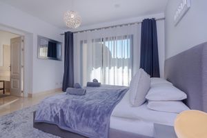 Alquiler Vacacional - Prime location within beautiful gated community - LATE AVAILABILITY!