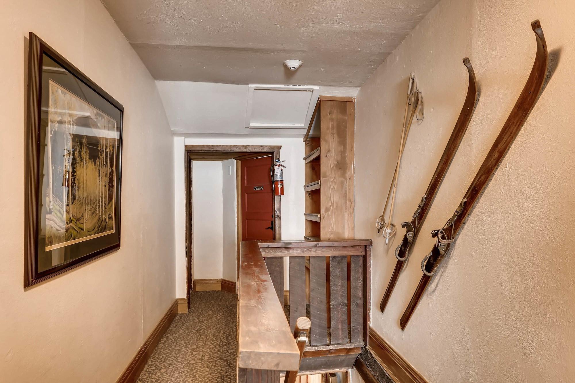 Varios Ski Tip Lodge by Keystone Resort