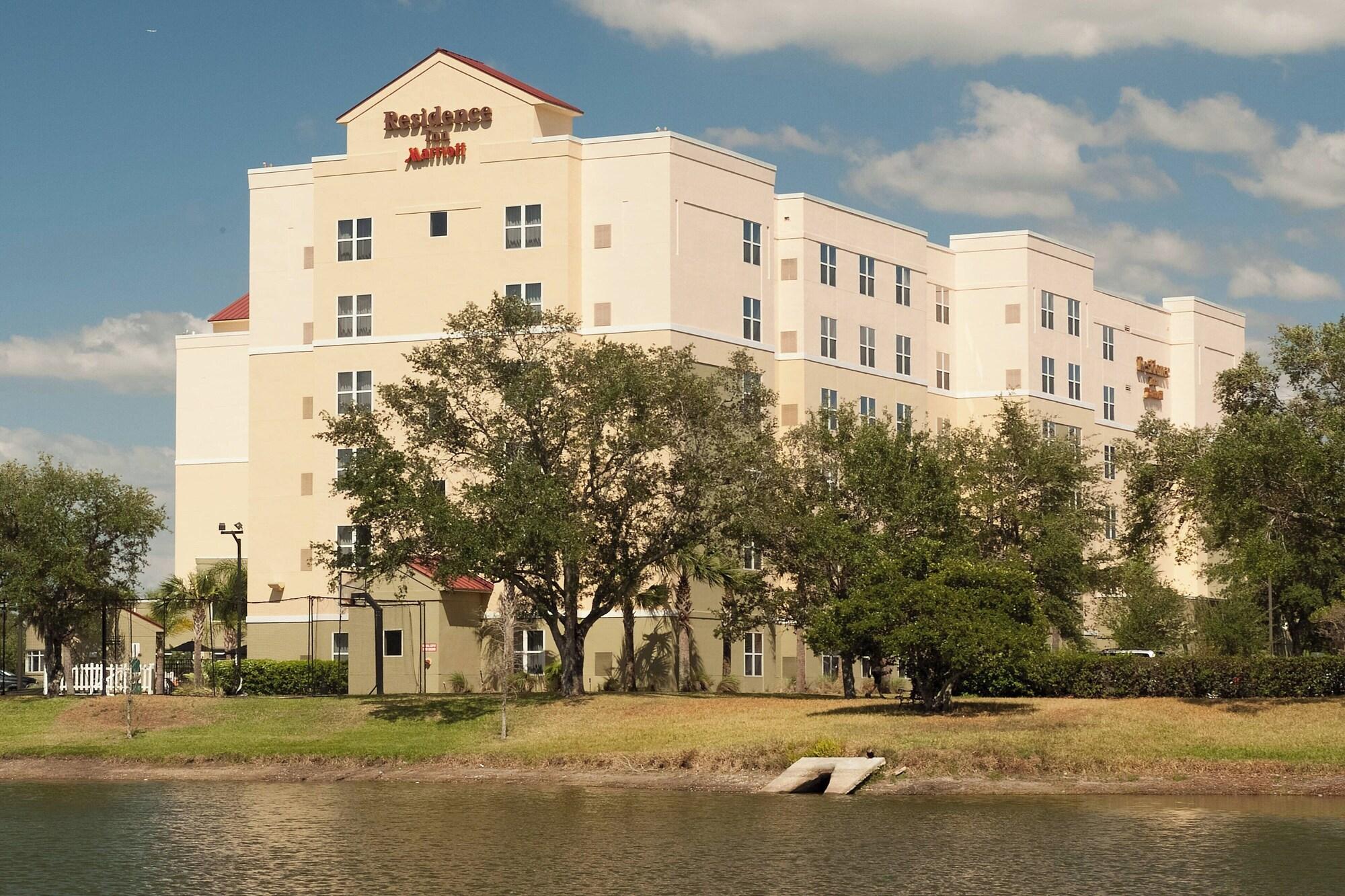 Vista Exterior Residence Inn by Marriott Orlando Airport