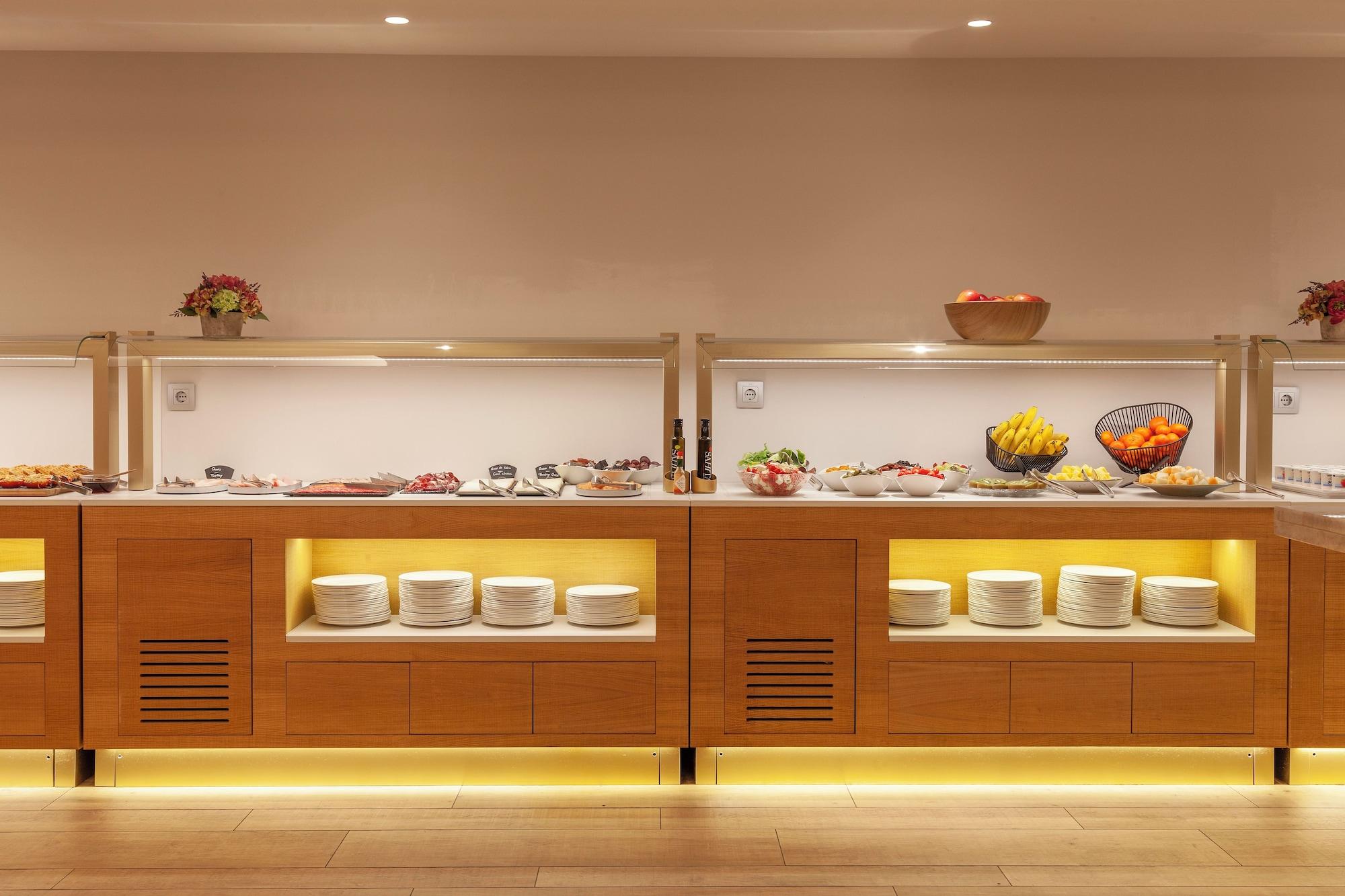 Restaurant Lamaro Hotel Barcelona 5★ | Preferred Hotels & Resorts | Lifestyle Collection