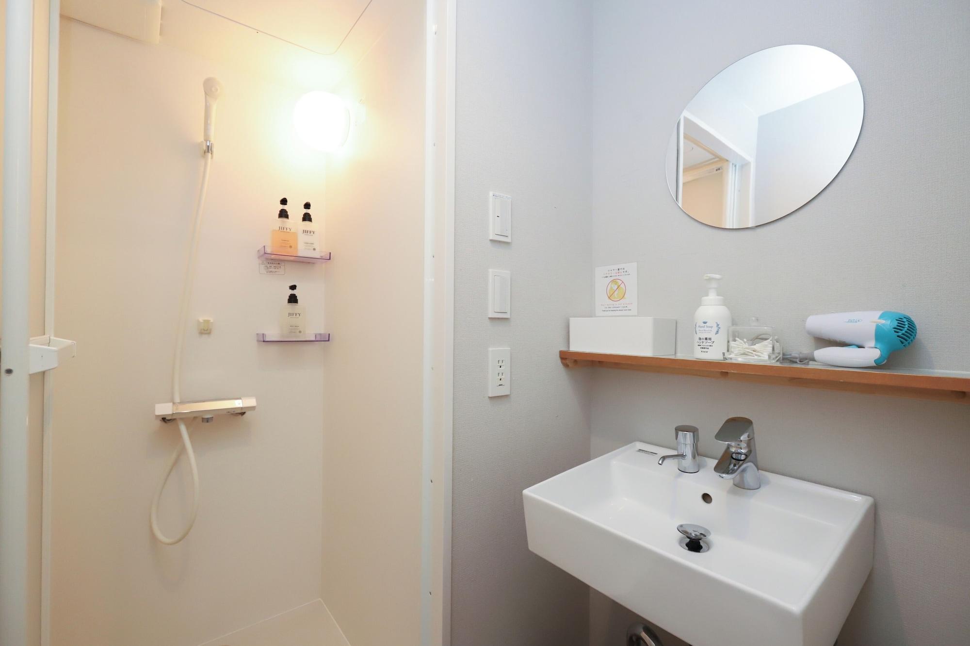 Equipamiento de Habitación E10HOSTEL