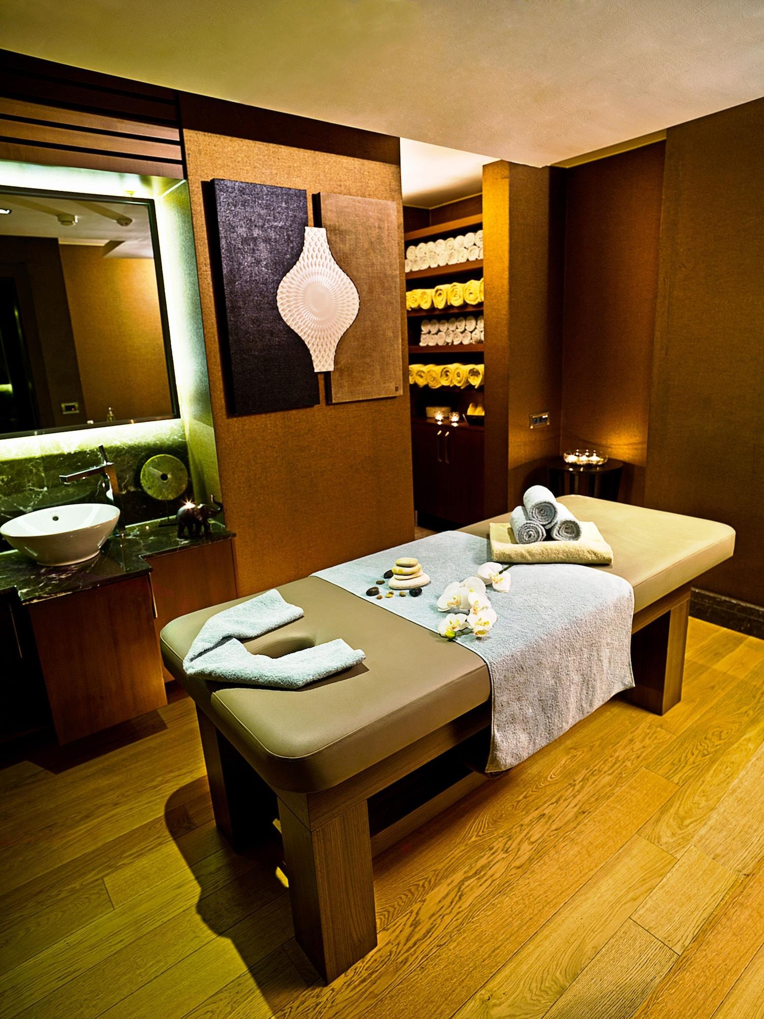 Spa Ramada Plaza by Wyndham Istanbul Tekstilkent