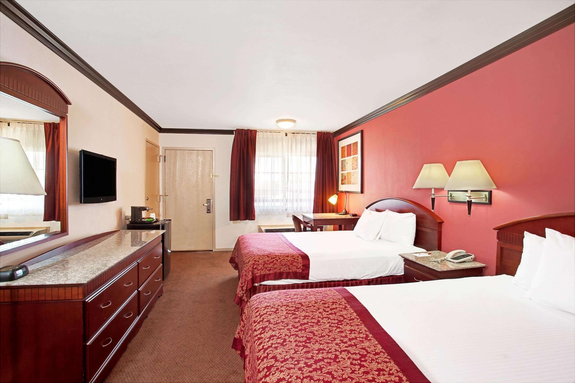 Habitación Ramada by Wyndham Pasadena