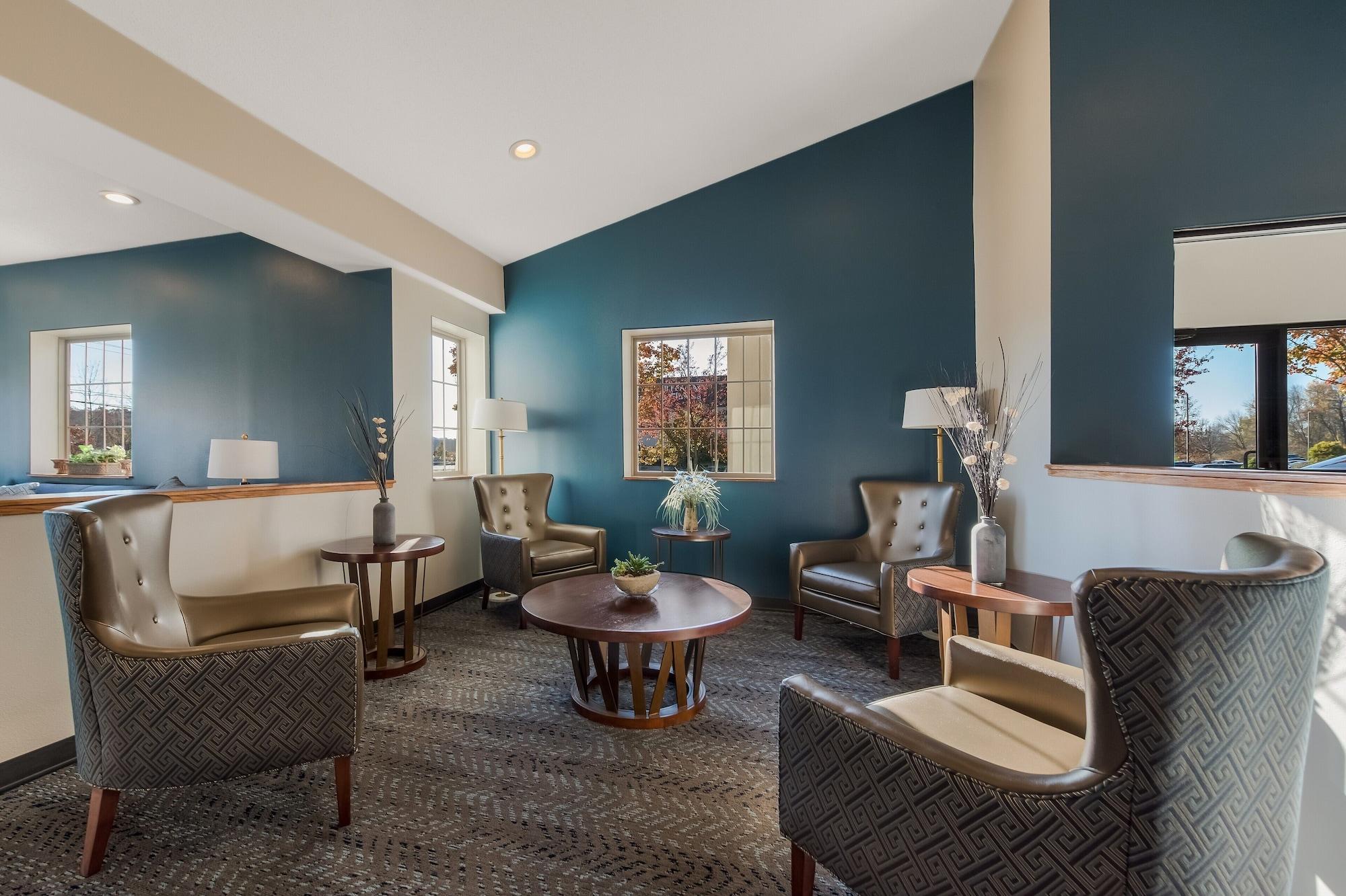 Vista Lobby SureStay Plus Hotel by Best Western Highland Poughkeepsie