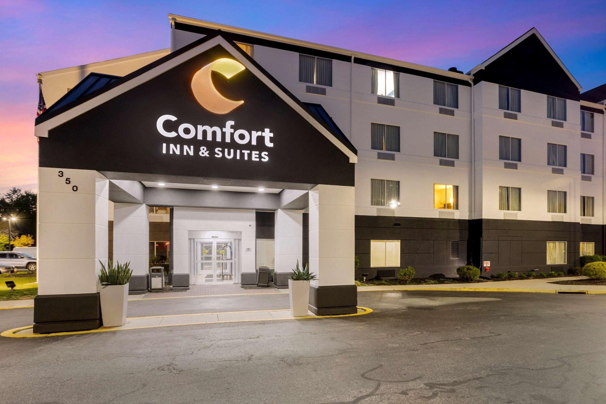 Vista Exterior Comfort Inn & Suites Mt. Laurel-Philadelphia