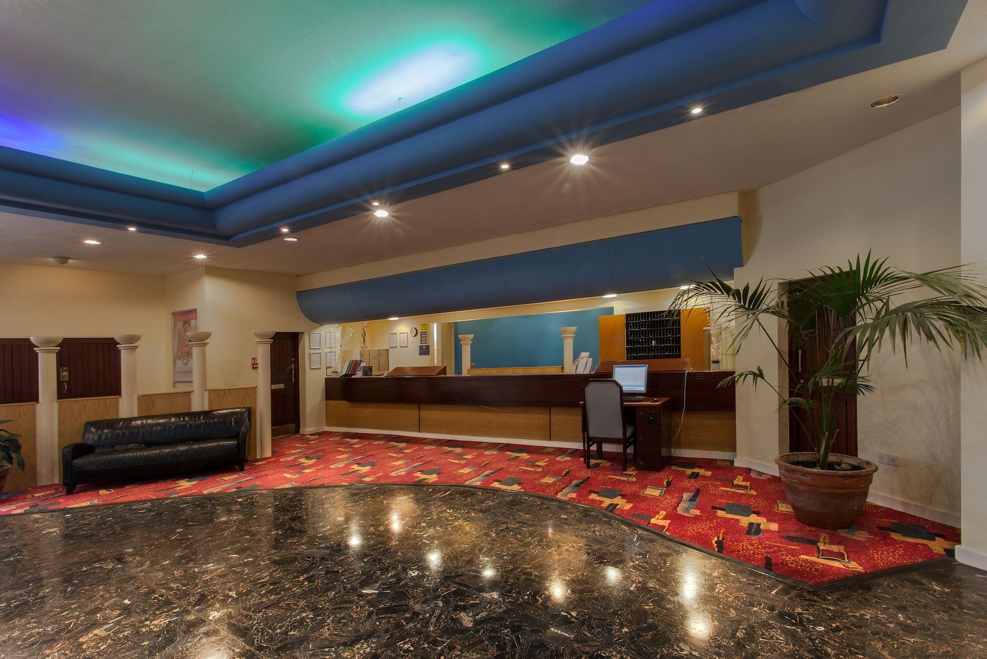 Vista Lobby Roundhouse Hotel Bournemouth
