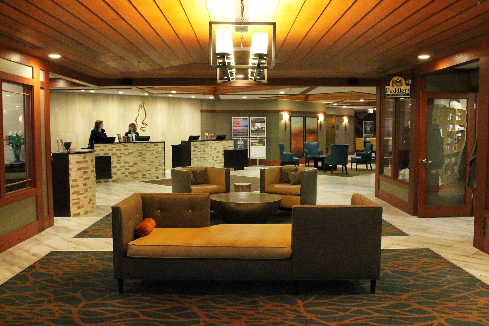Vista Lobby Eagle Ridge Resort and Spa