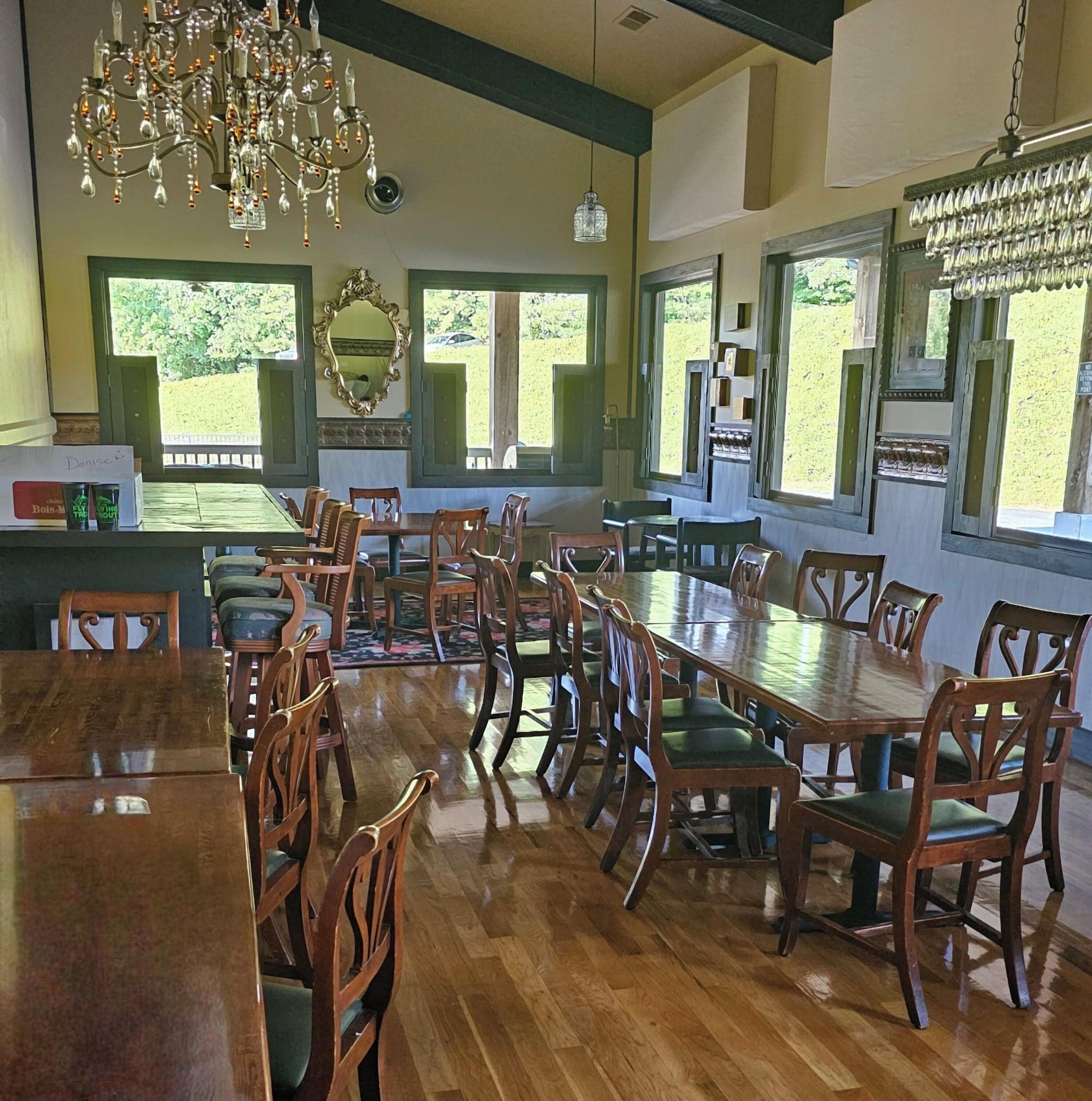 Sala de Reuniones The Copperhead Lodge