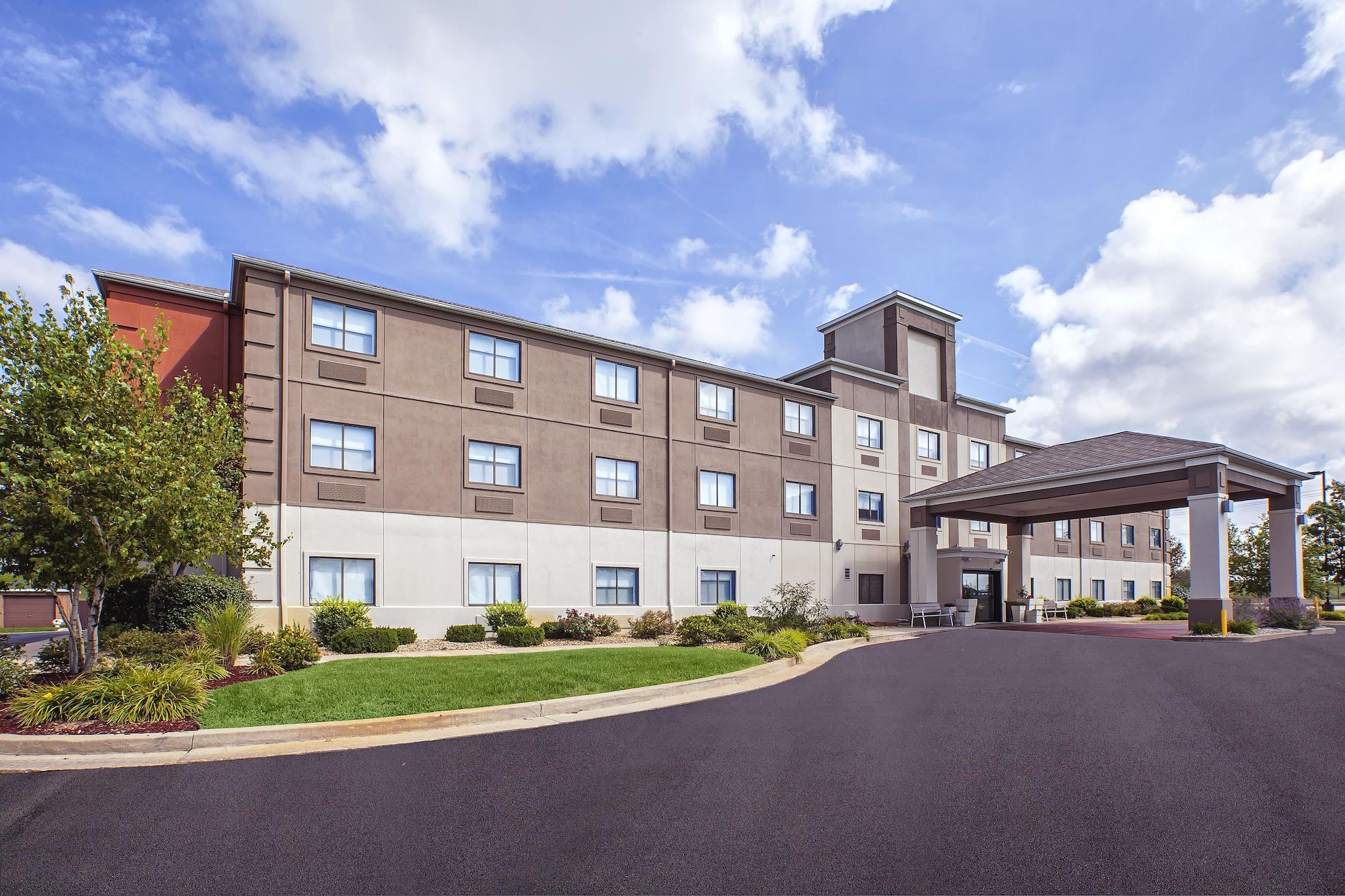 Vista Exterior Holiday Inn Express Howe by IHG