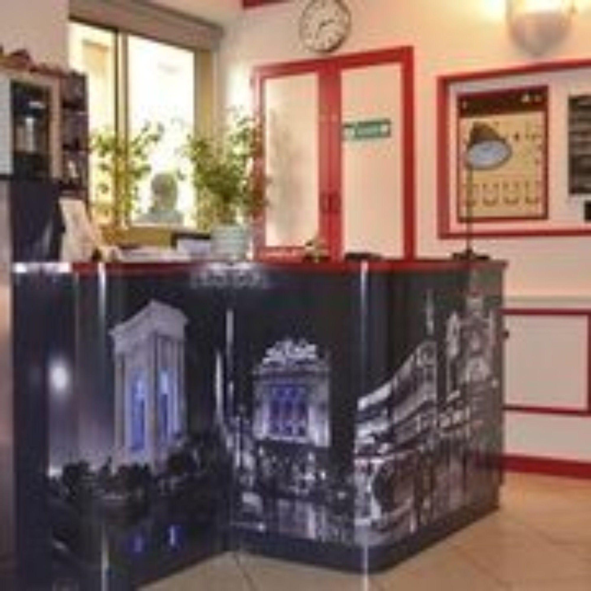 Varios Hôtel Colisée Verdun
