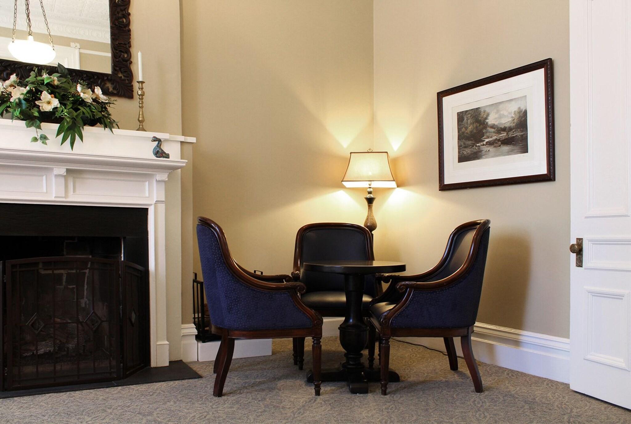 Vista Lobby The Priory Hotel