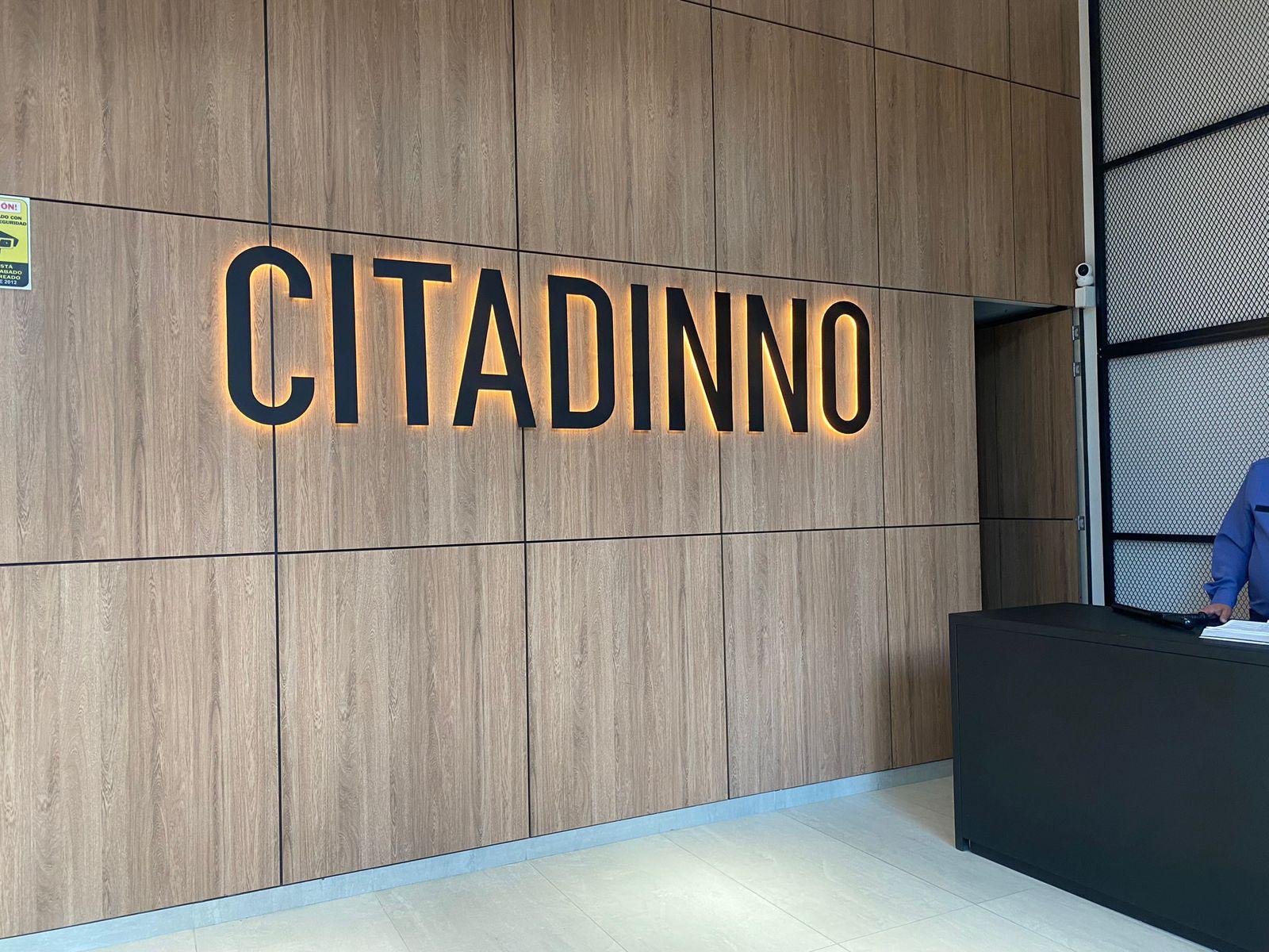 Corredores / Escaleras Apartamento Park Way Centro Internacional