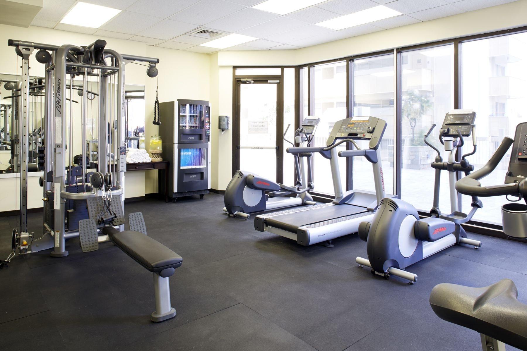 Gimnasio Island Colony by Hawaii Ocean Club