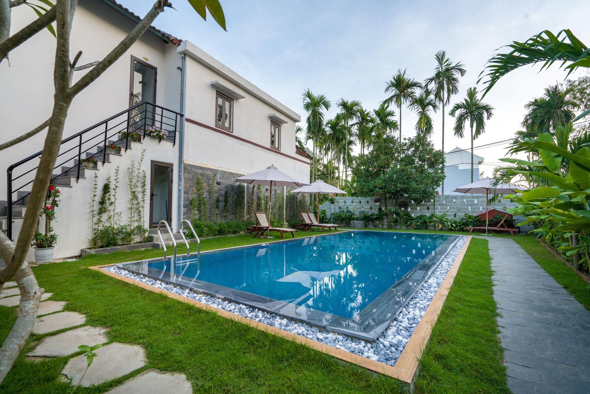 Varios Hoi An Laughter Garden Villas