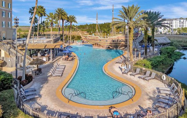 2BR Fireworks View With Pool Spa 5 Minutes to Disney - Hoteles cerca de Walt Disney World en Orlando