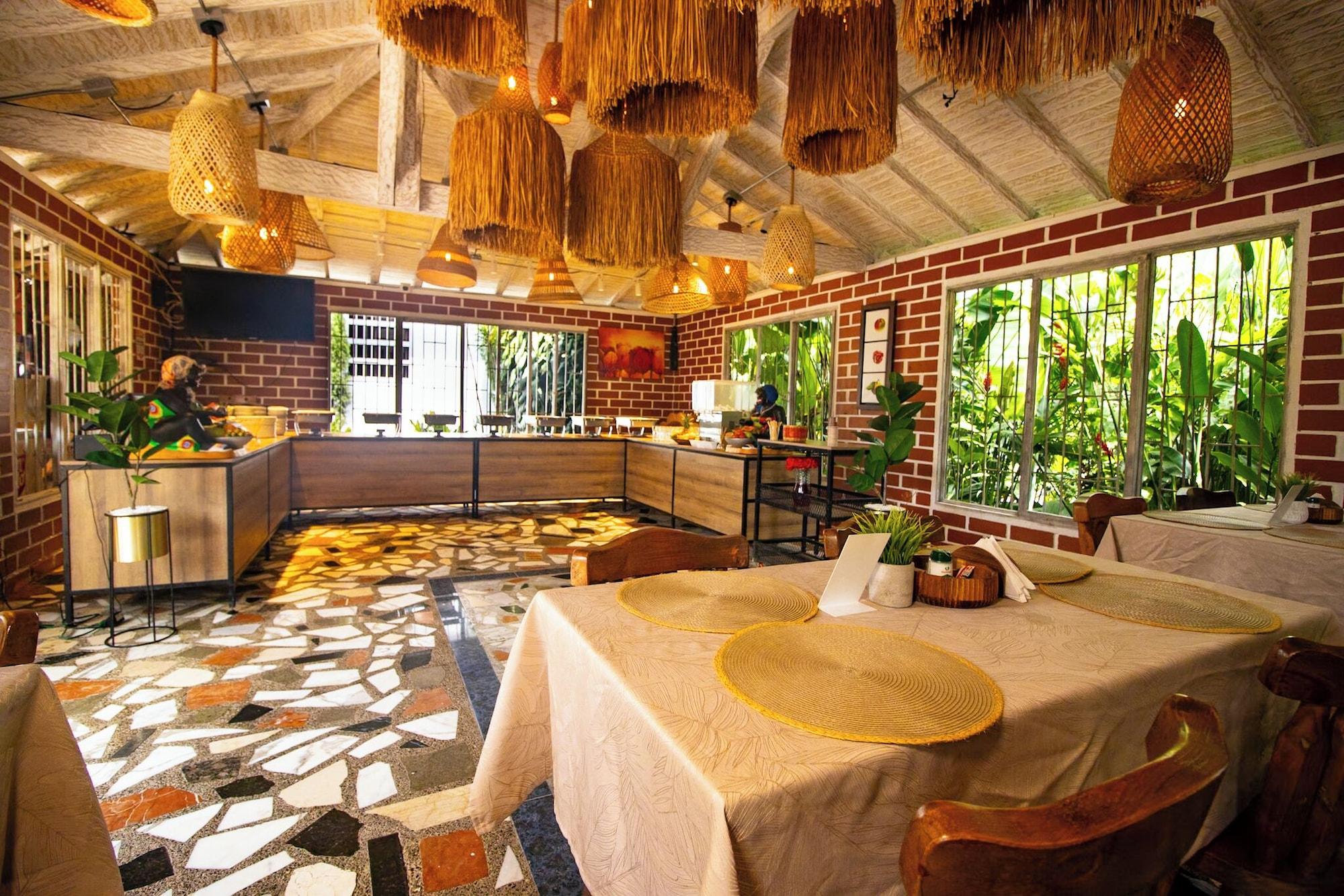 Restaurant Hotel Glamping La Polka