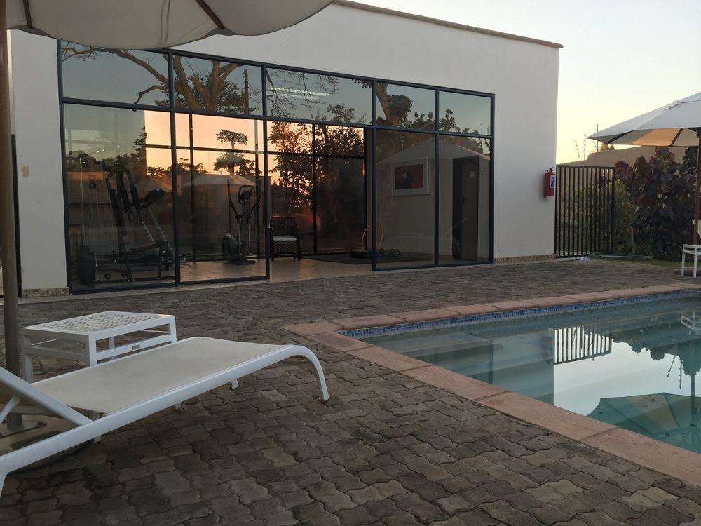 Vista Piscina Roma-Place