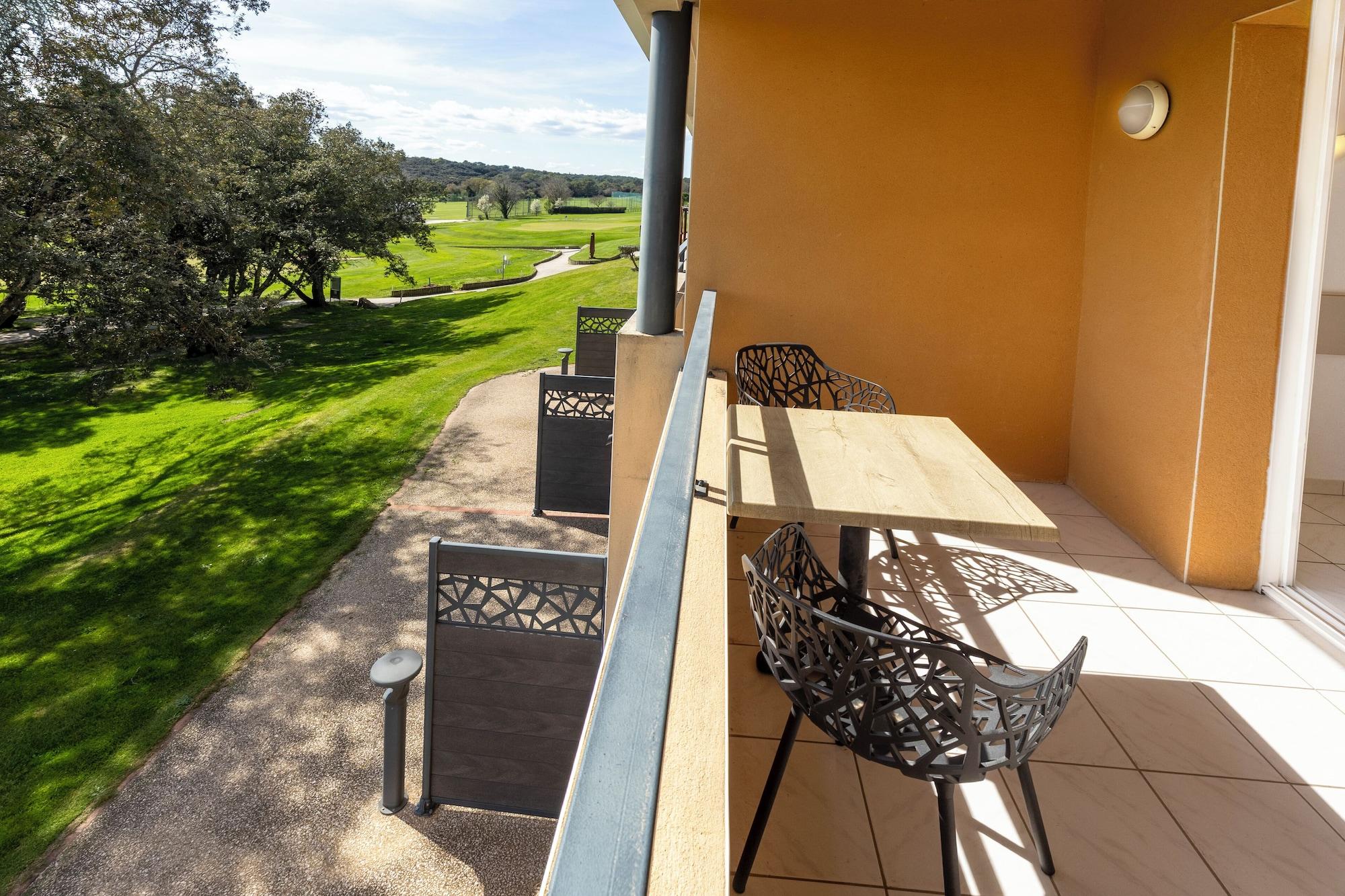 Equipamiento de Habitación Golf & Résidence de Nîmes Vacquerolles