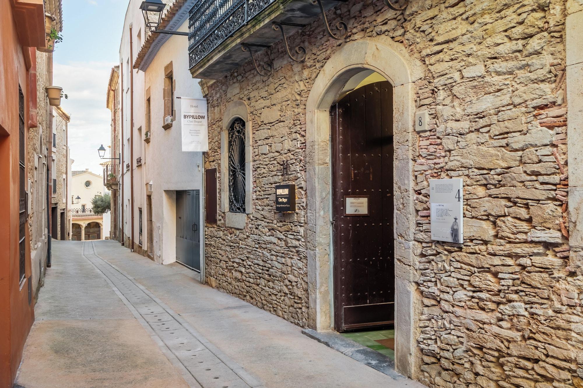 Vista Exterior BYPILLOW Cluc Begur