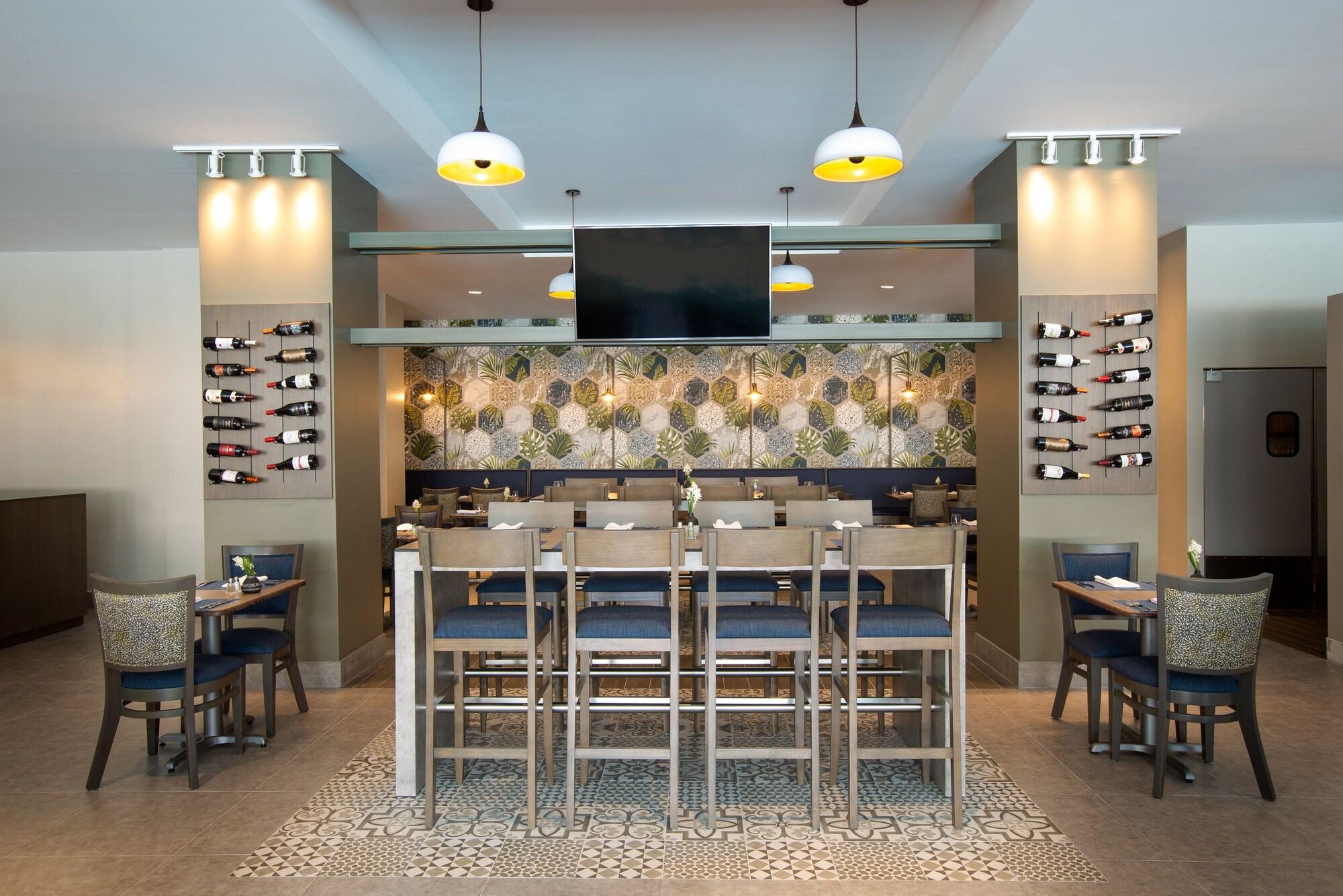 Restaurant Crowne Plaza San Jose La Sabana by IHG
