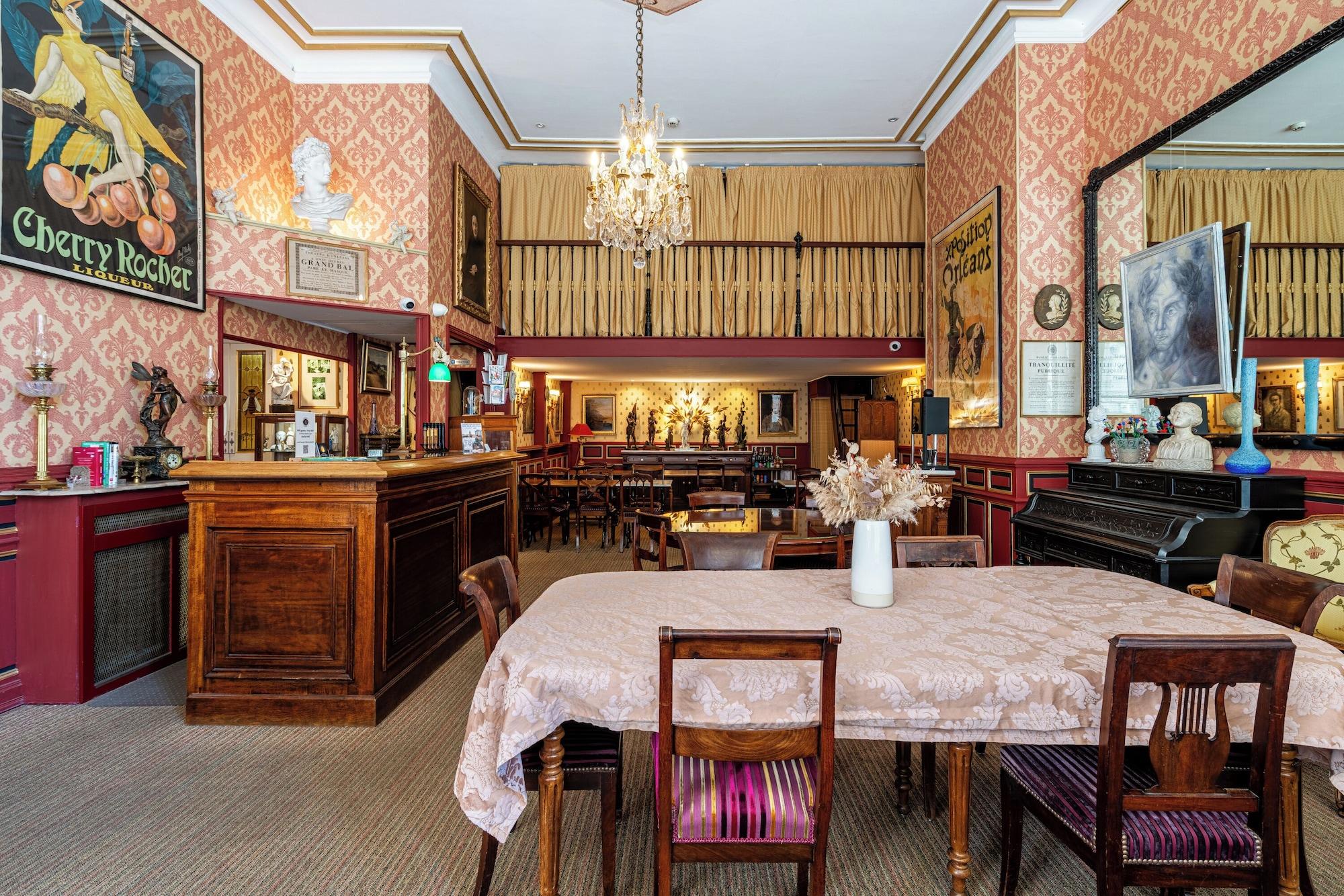 Bar/Salón Hôtel de l'Abeille Orléans