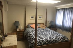 Alquiler Vacacional - Sunland Home Sleeps 10 adults. 
Minutes to Concerts at the Gorge!